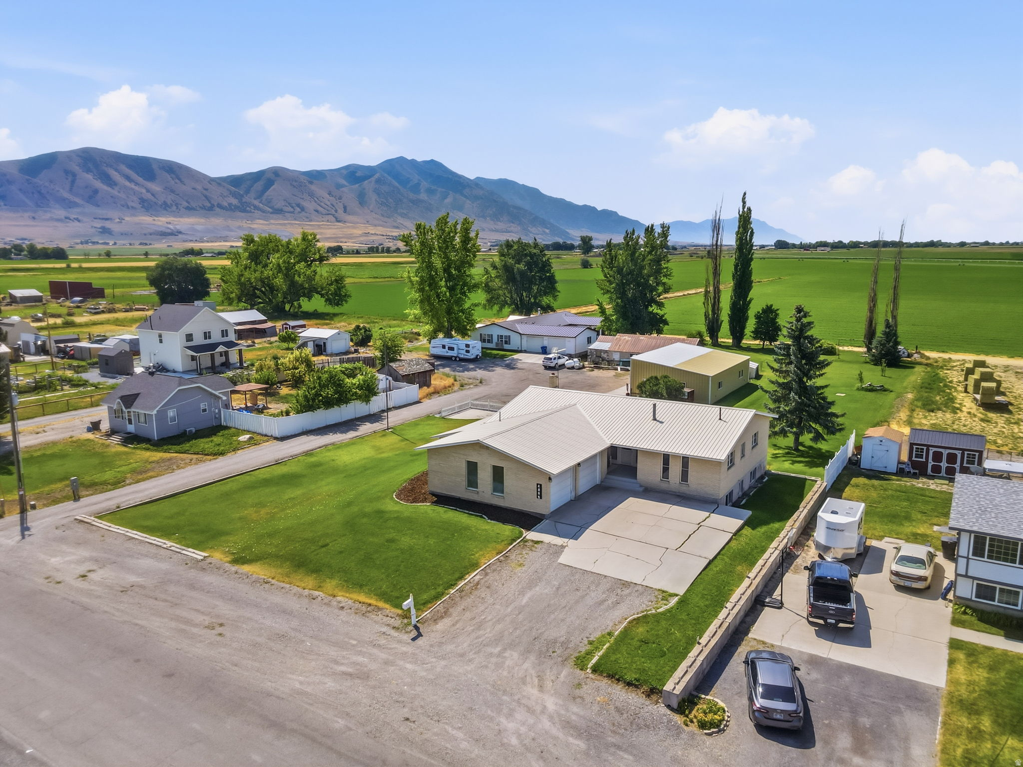 main property photo 22