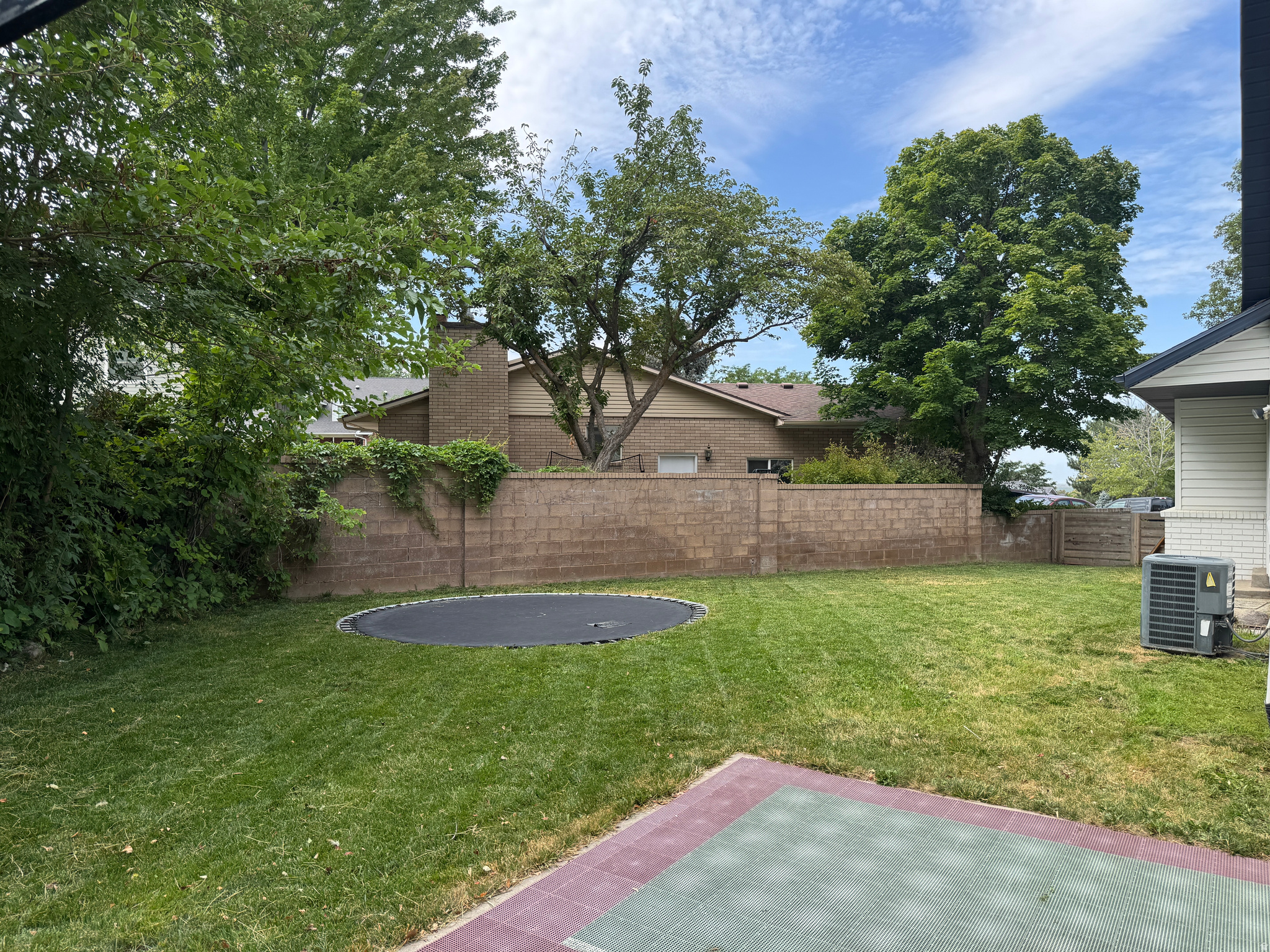 main property photo 11