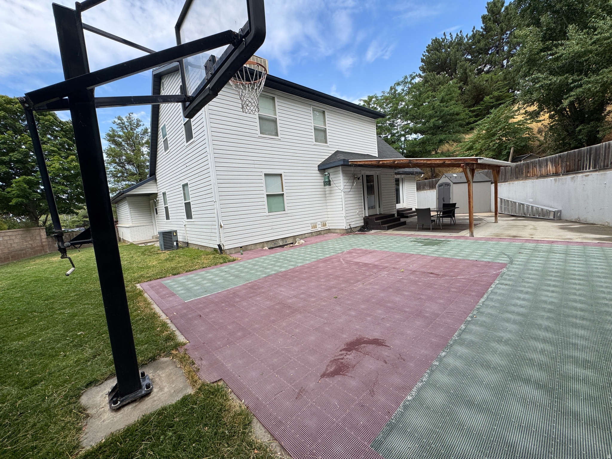 main property photo 7
