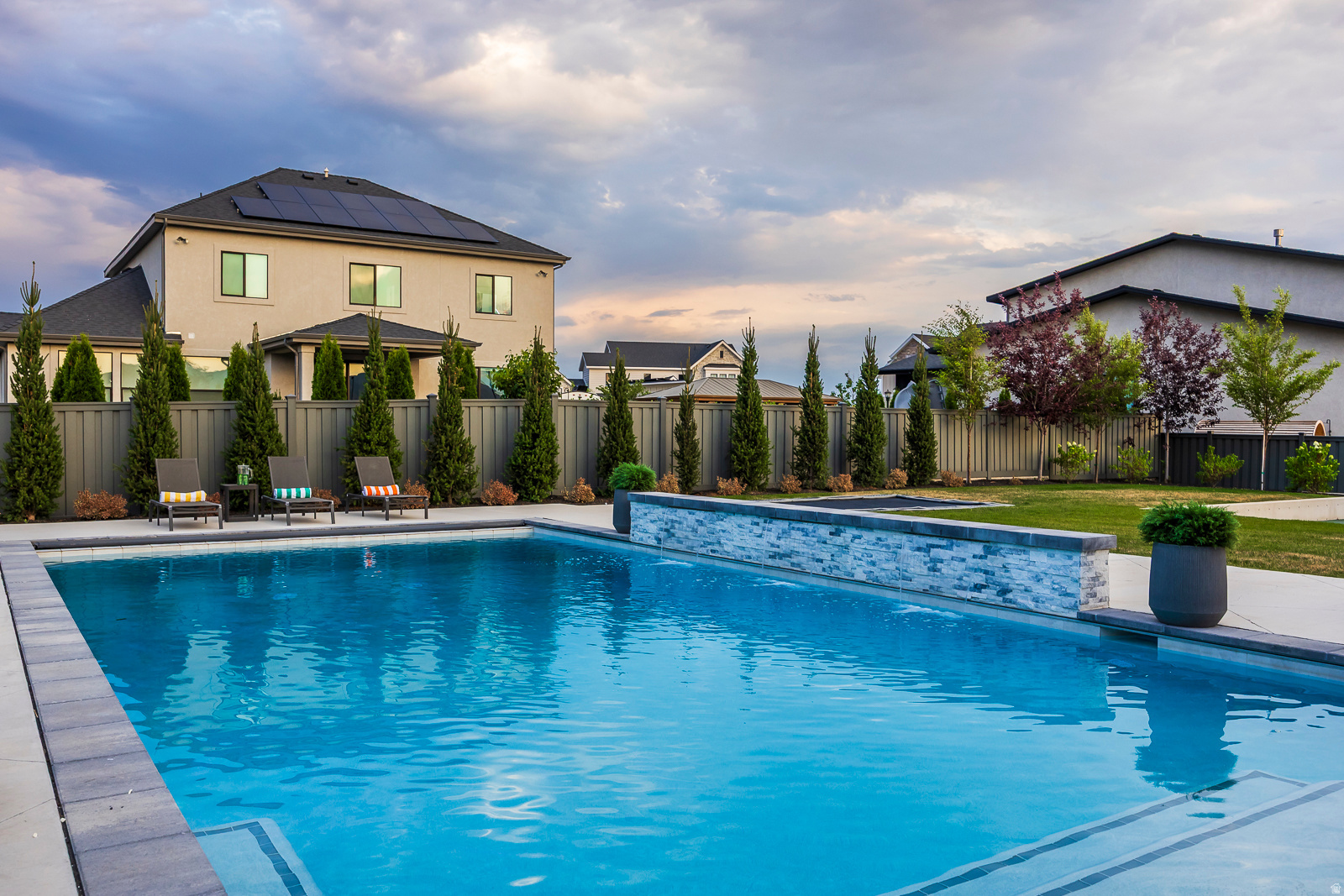 main property photo 95