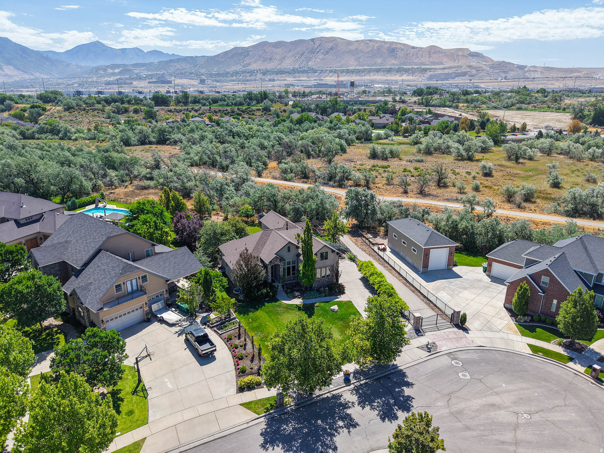 main property photo 73