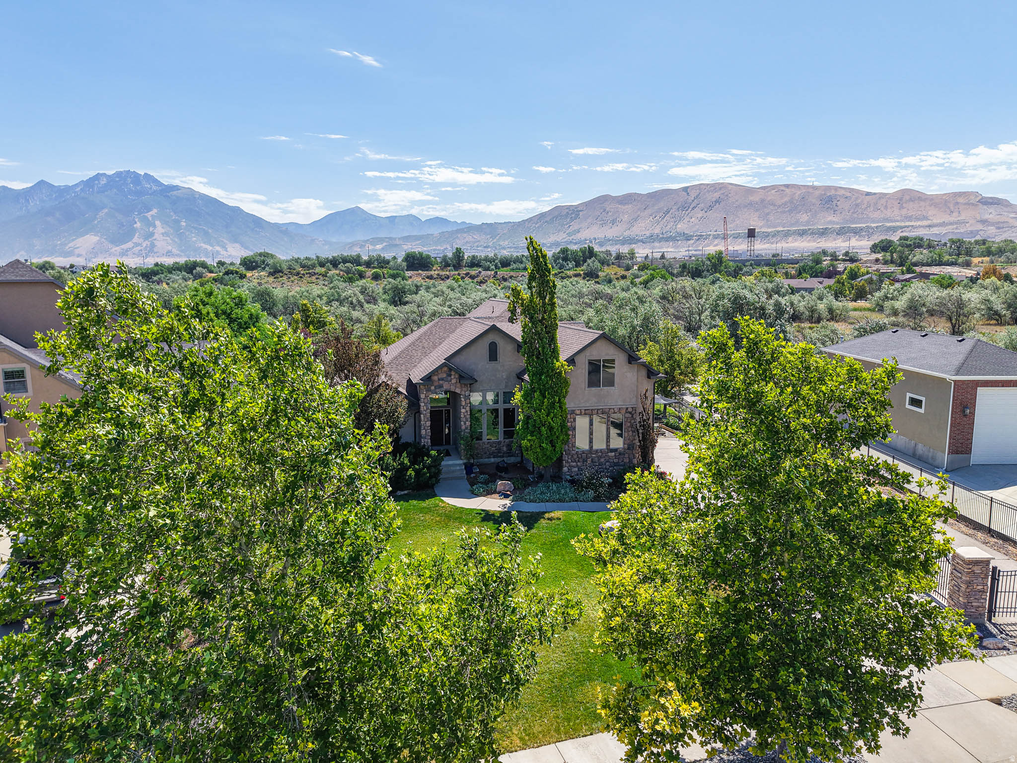 main property photo 75