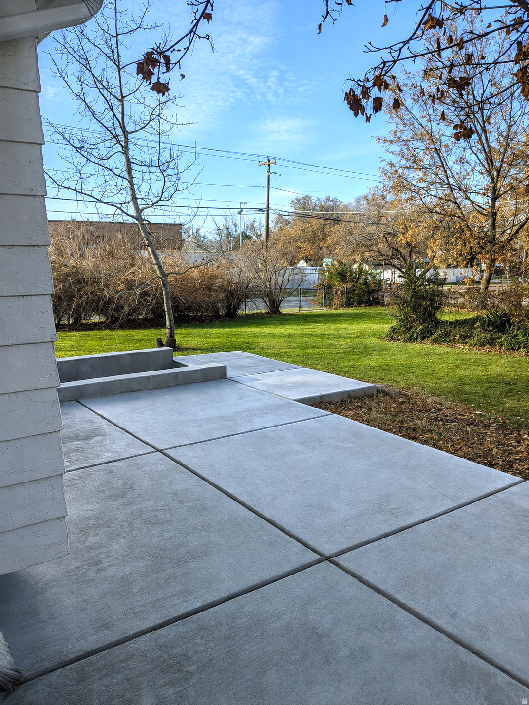 main property photo 23