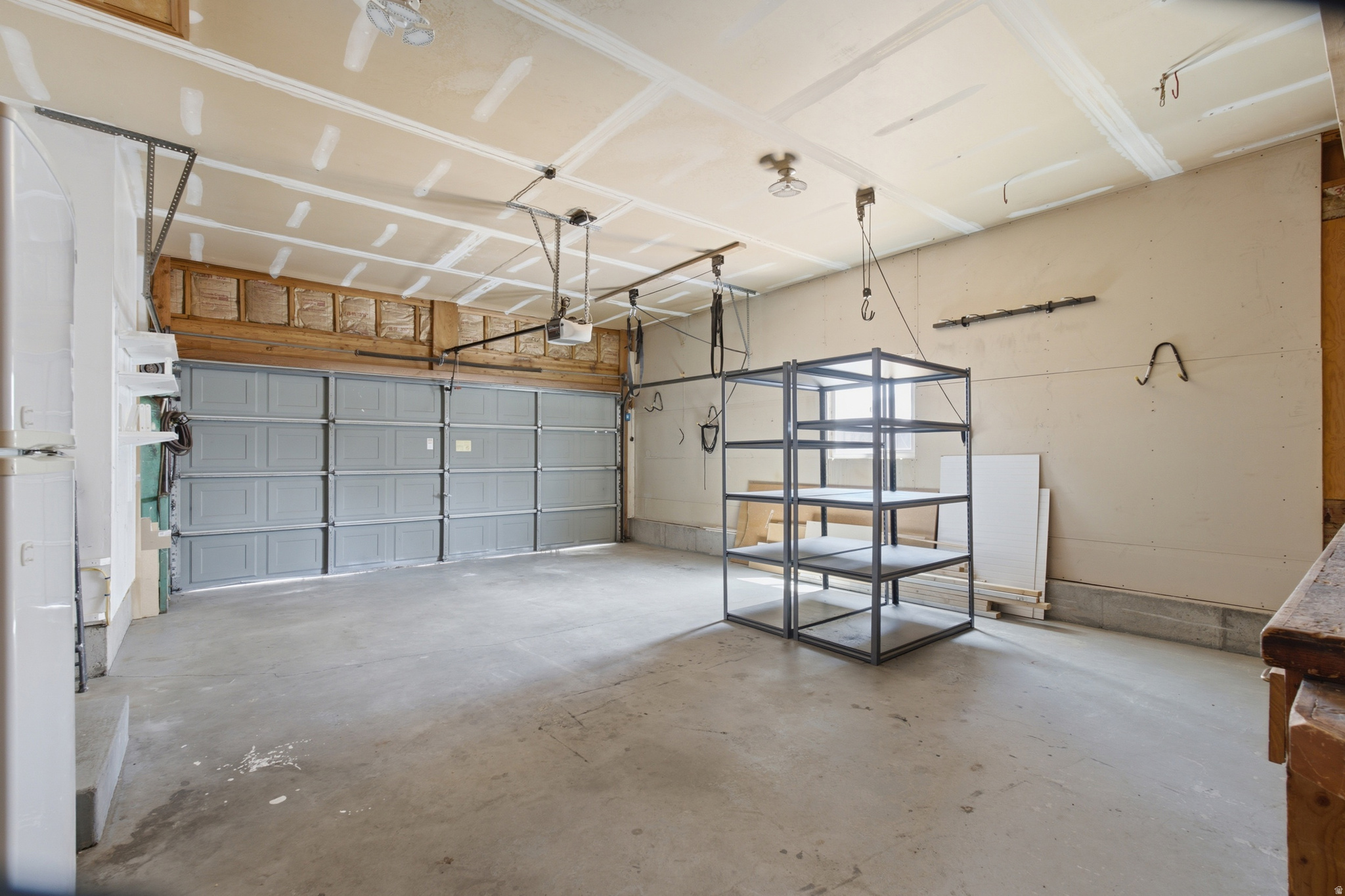 main property photo 40