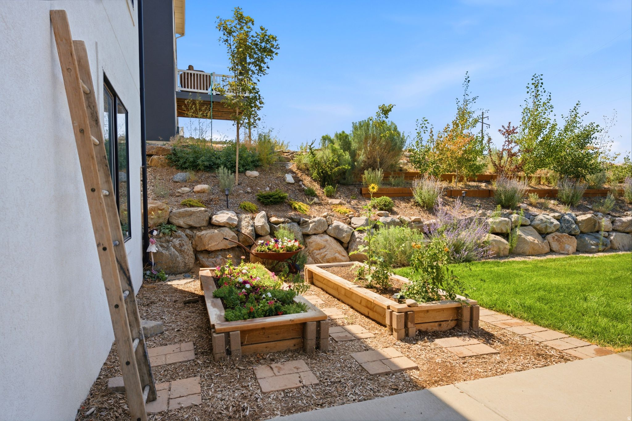 main property photo 44