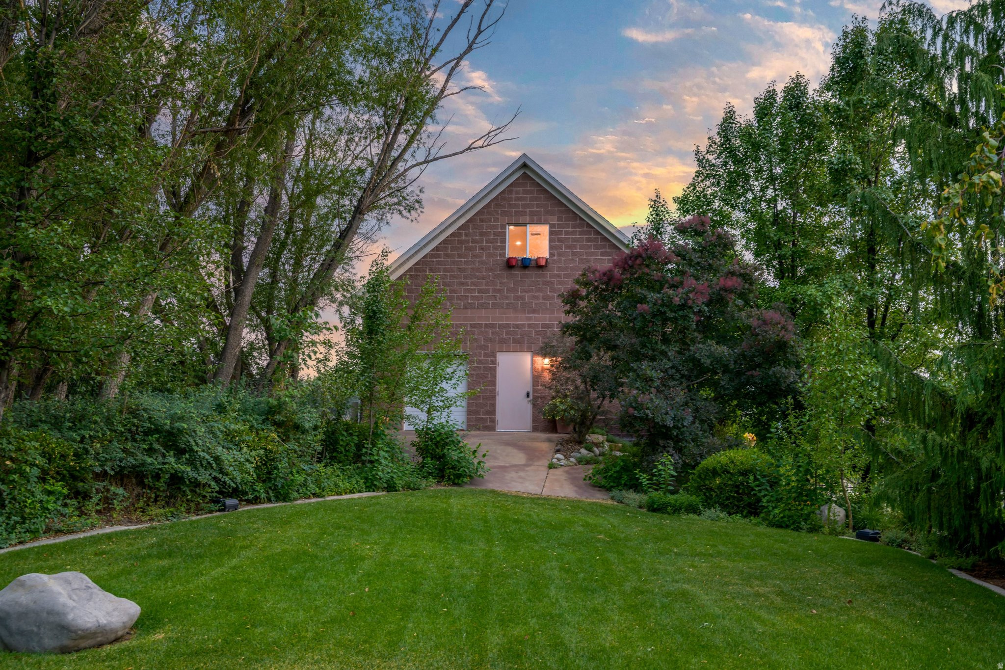 main property photo 66