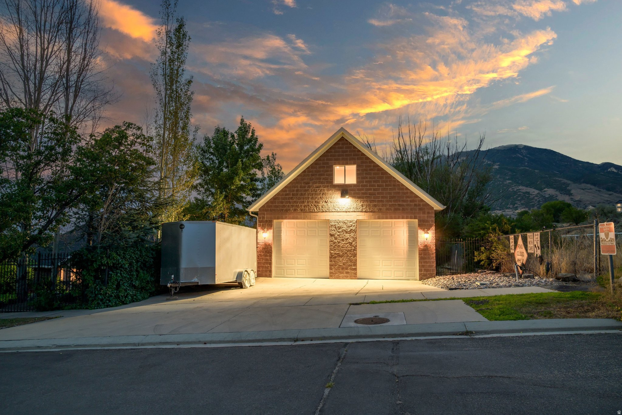 main property photo 78
