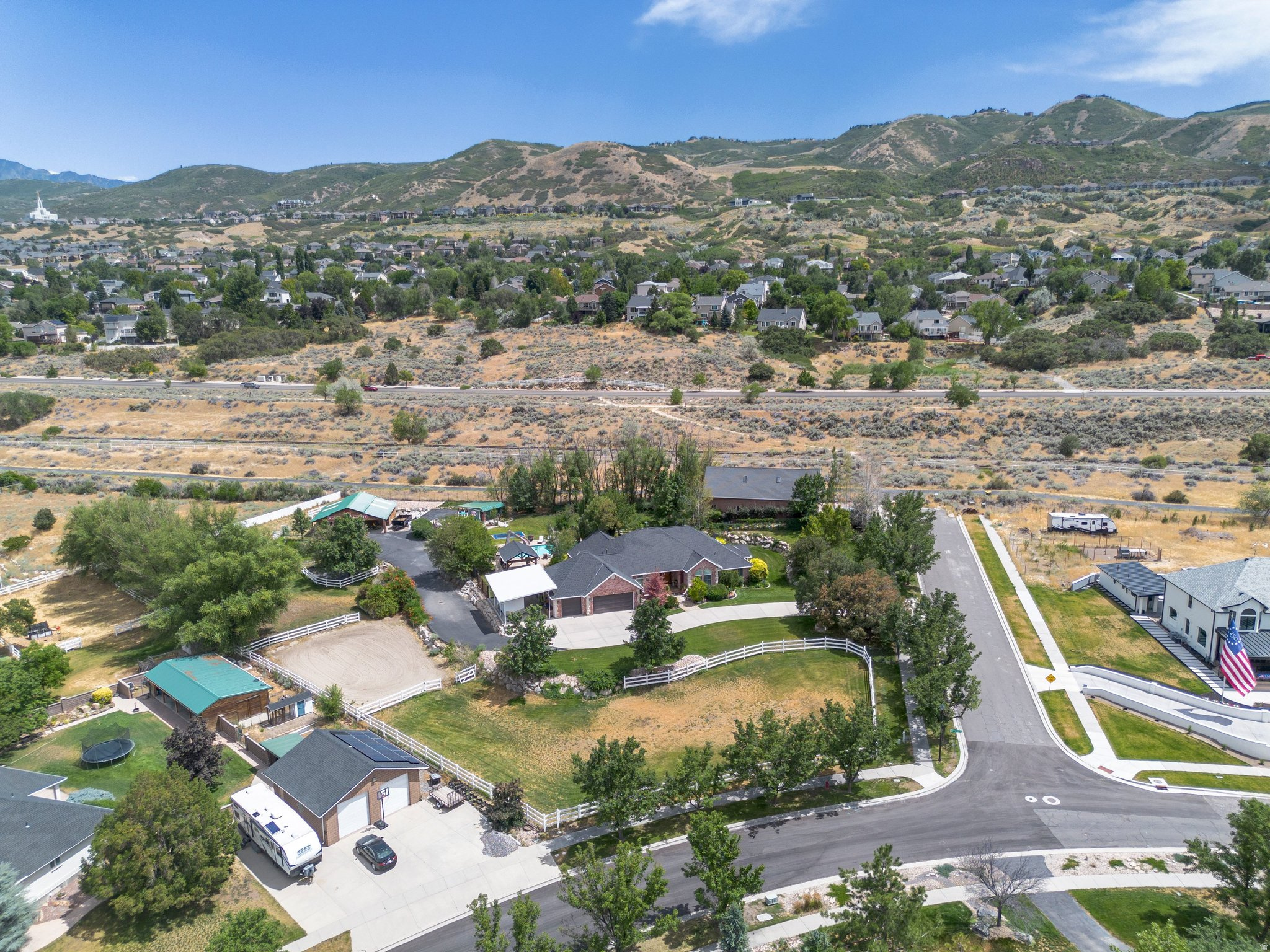 main property photo 81