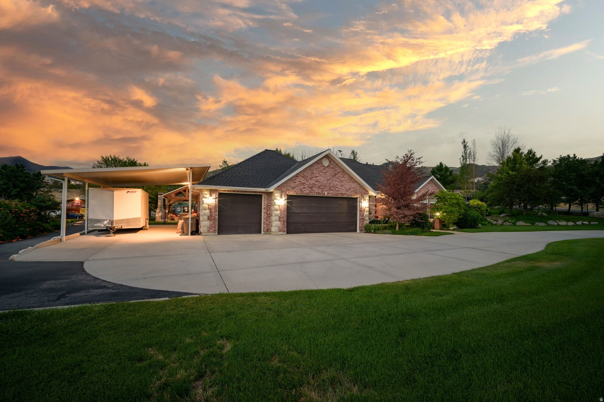 main property photo 95