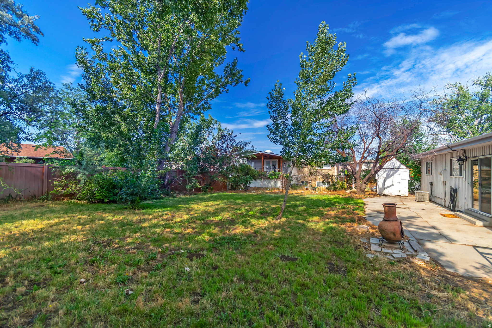 main property photo 17