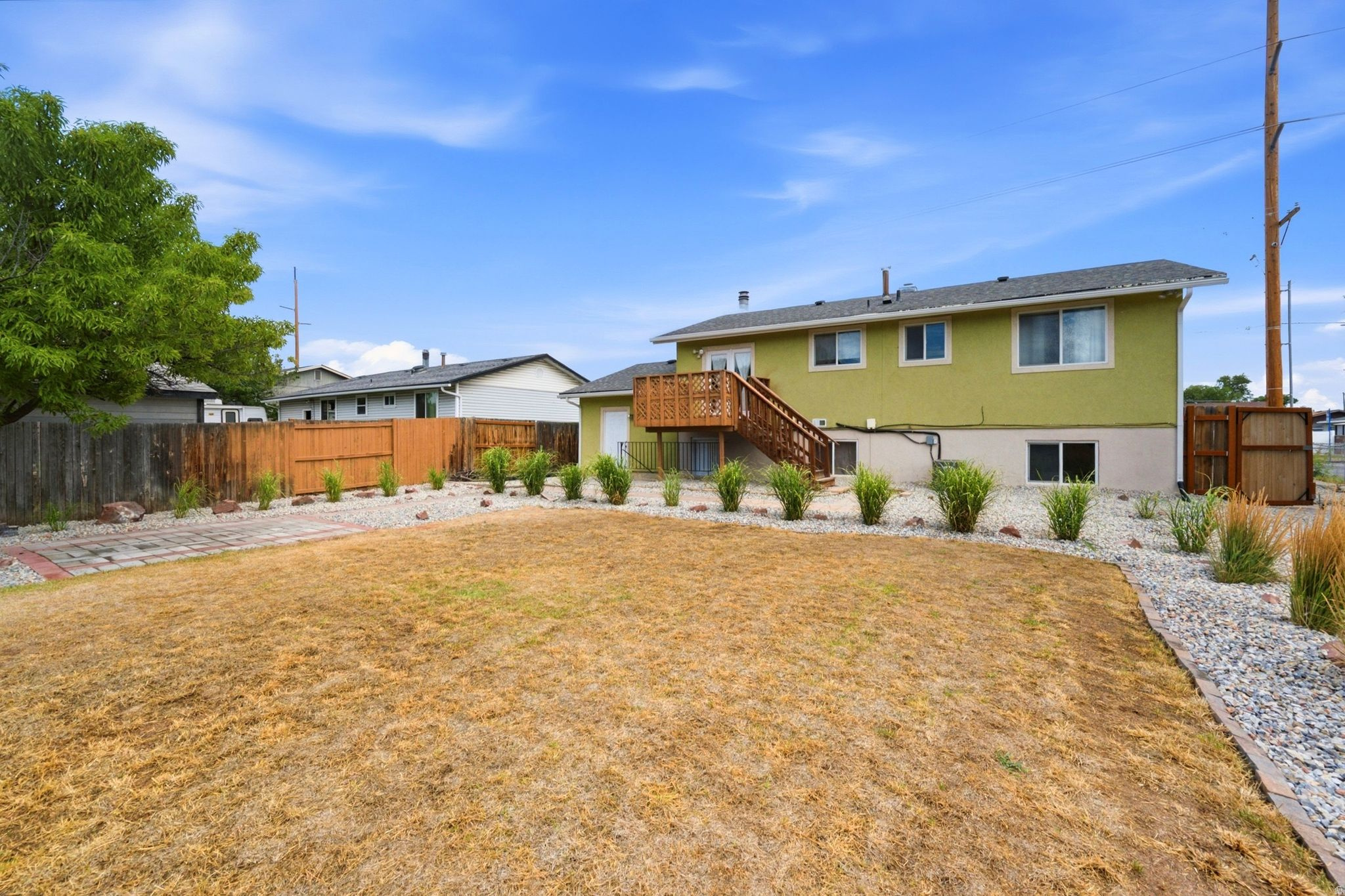 main property photo 21