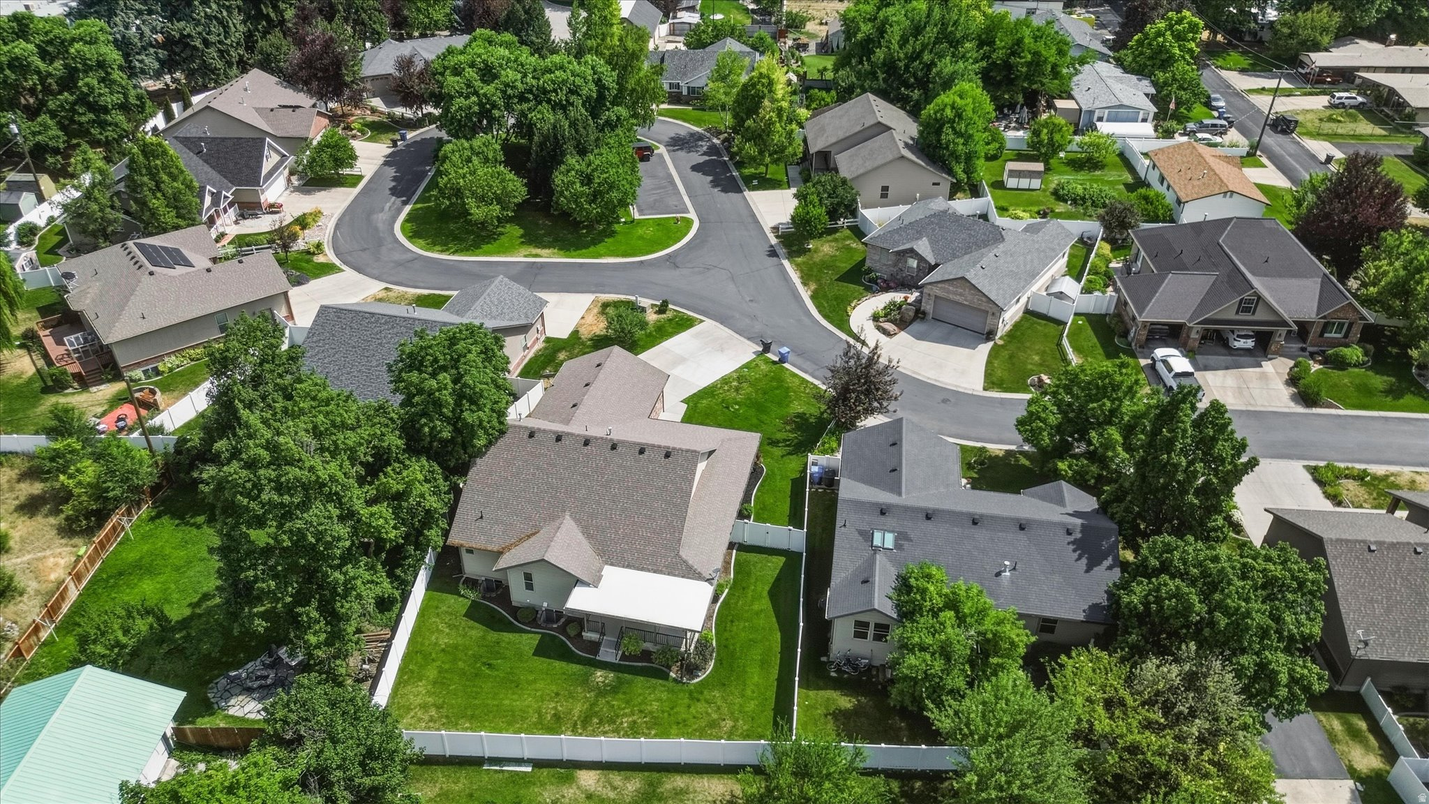 main property photo 42