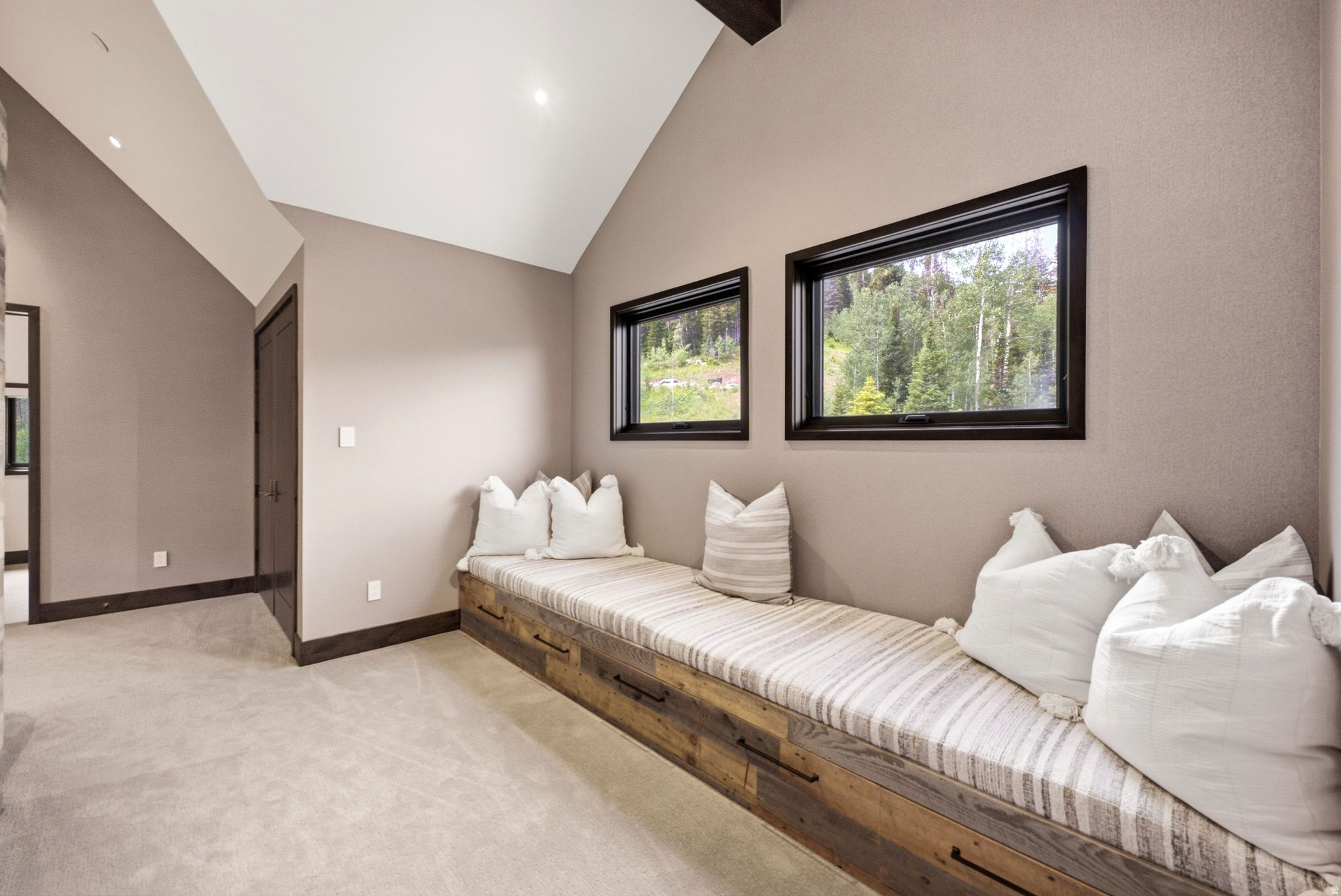 main property photo 70