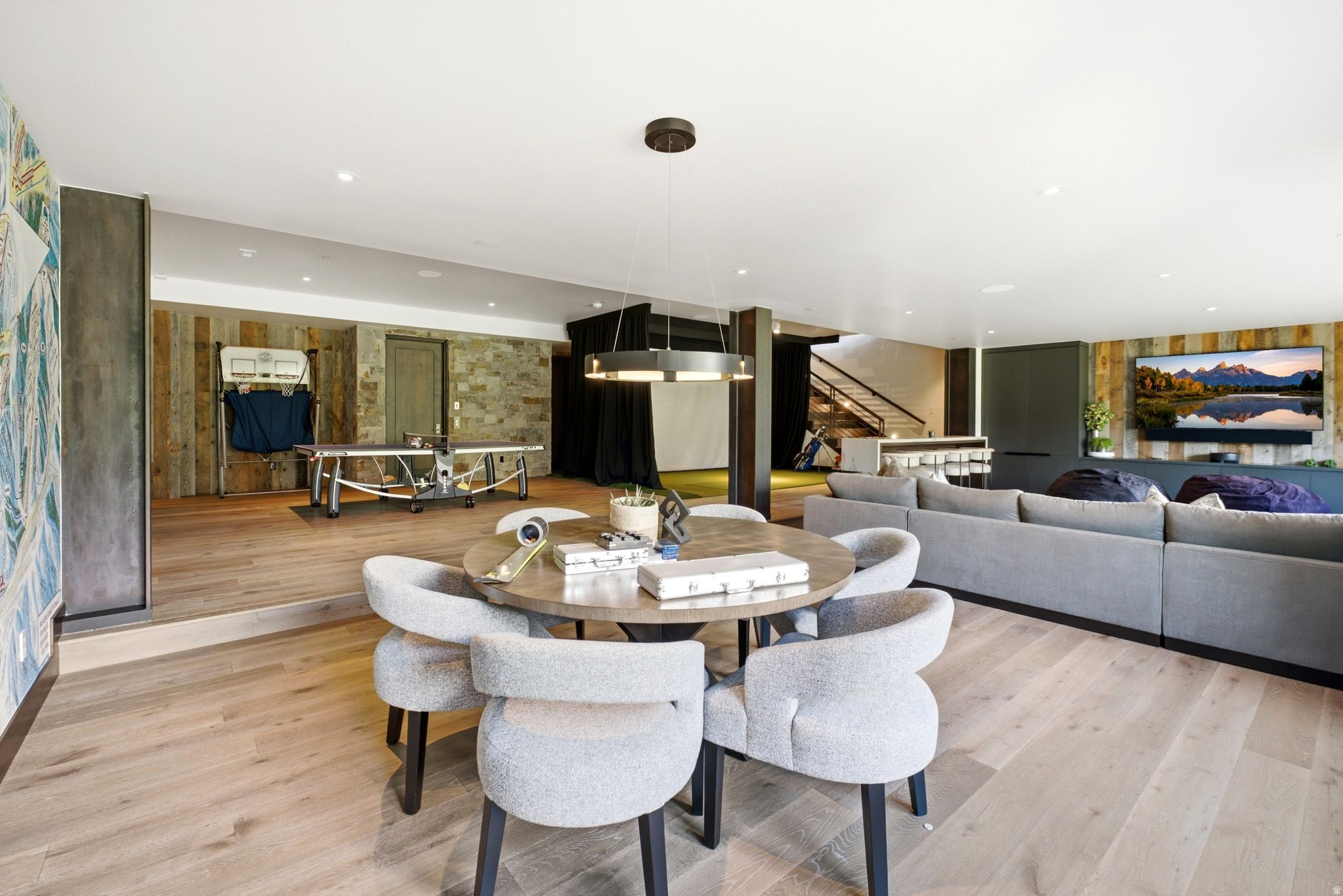 main property photo 80