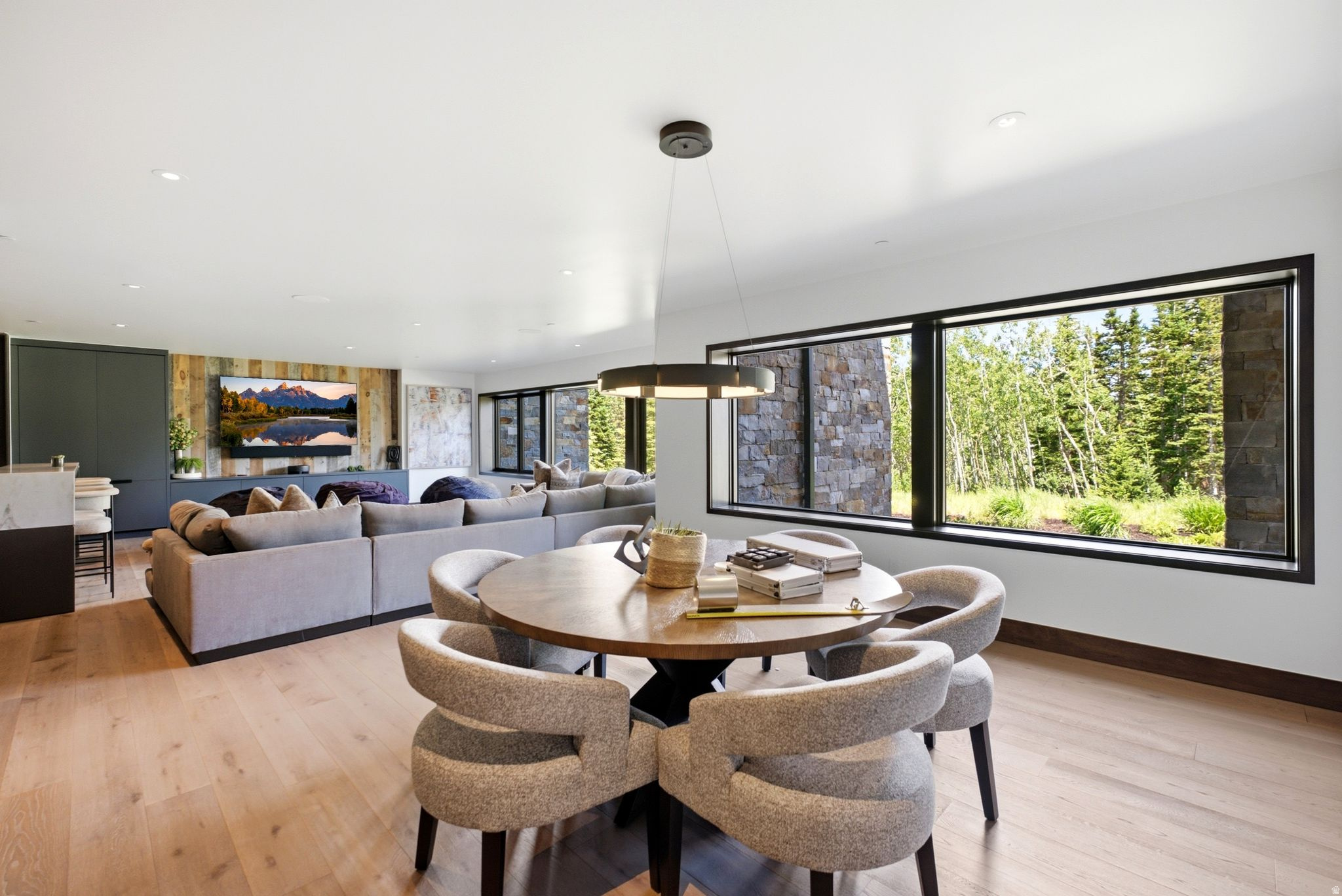 main property photo 81