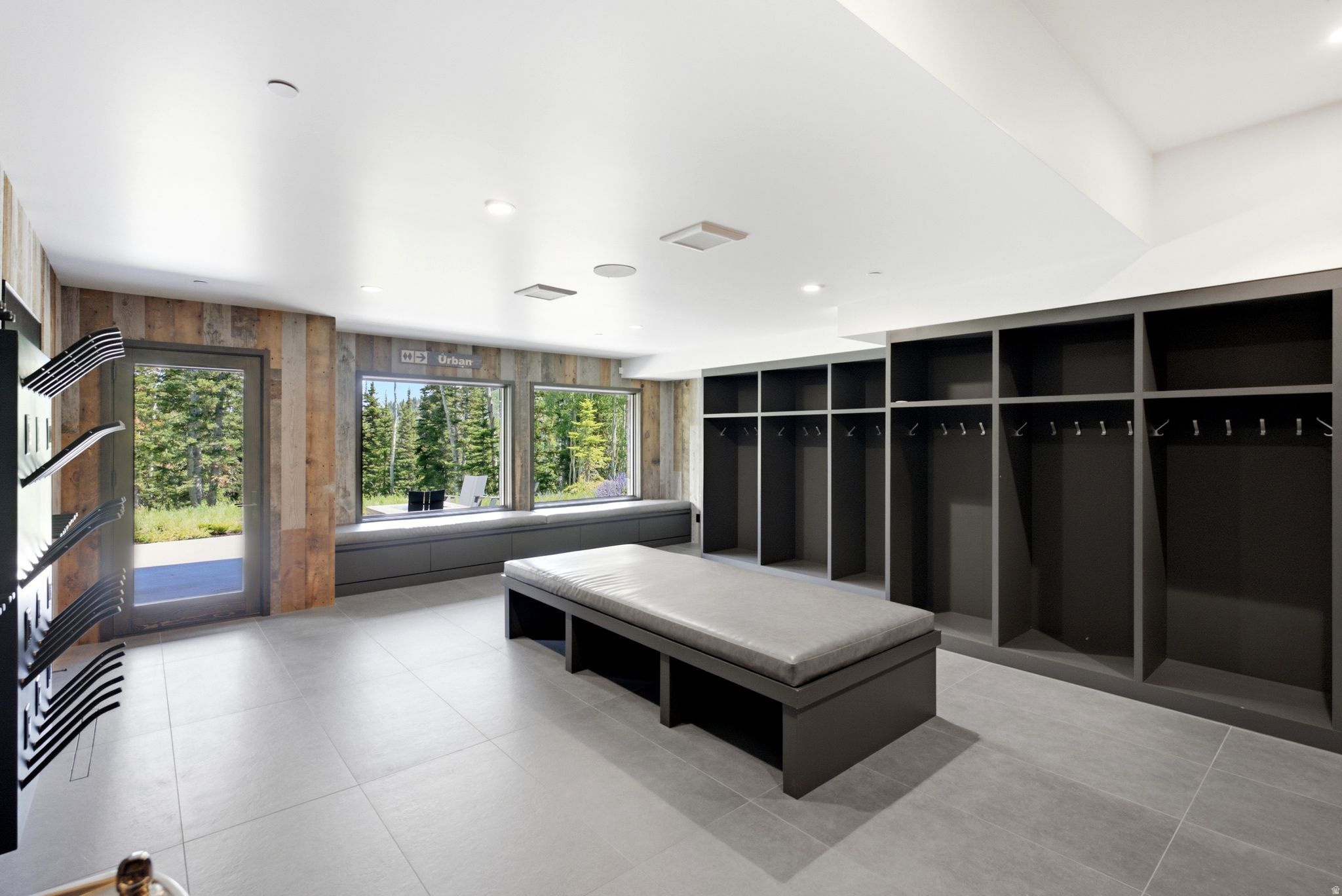main property photo 83