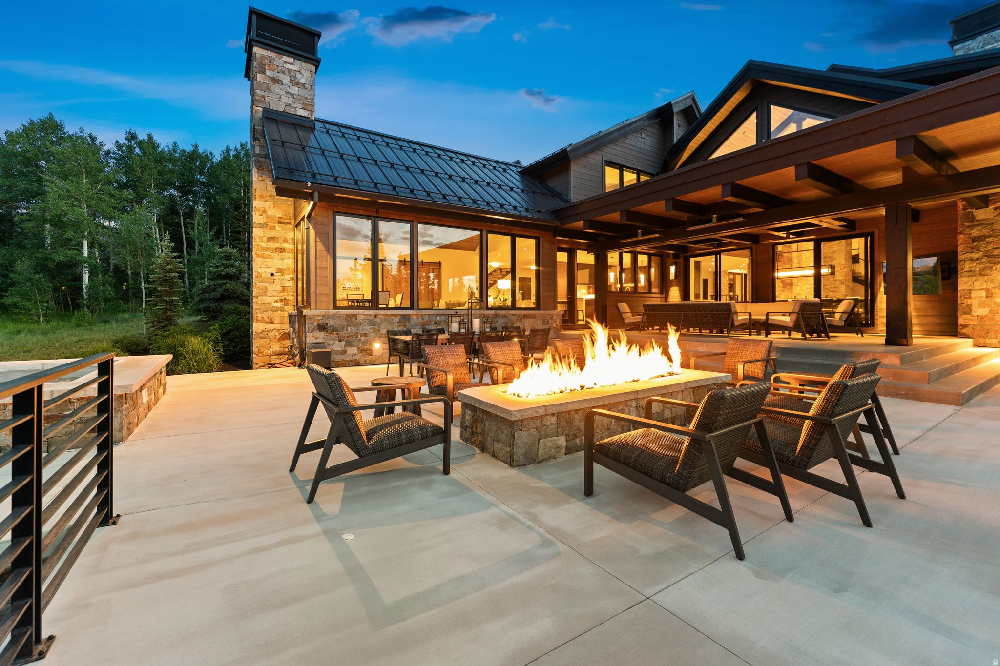 main property photo 92