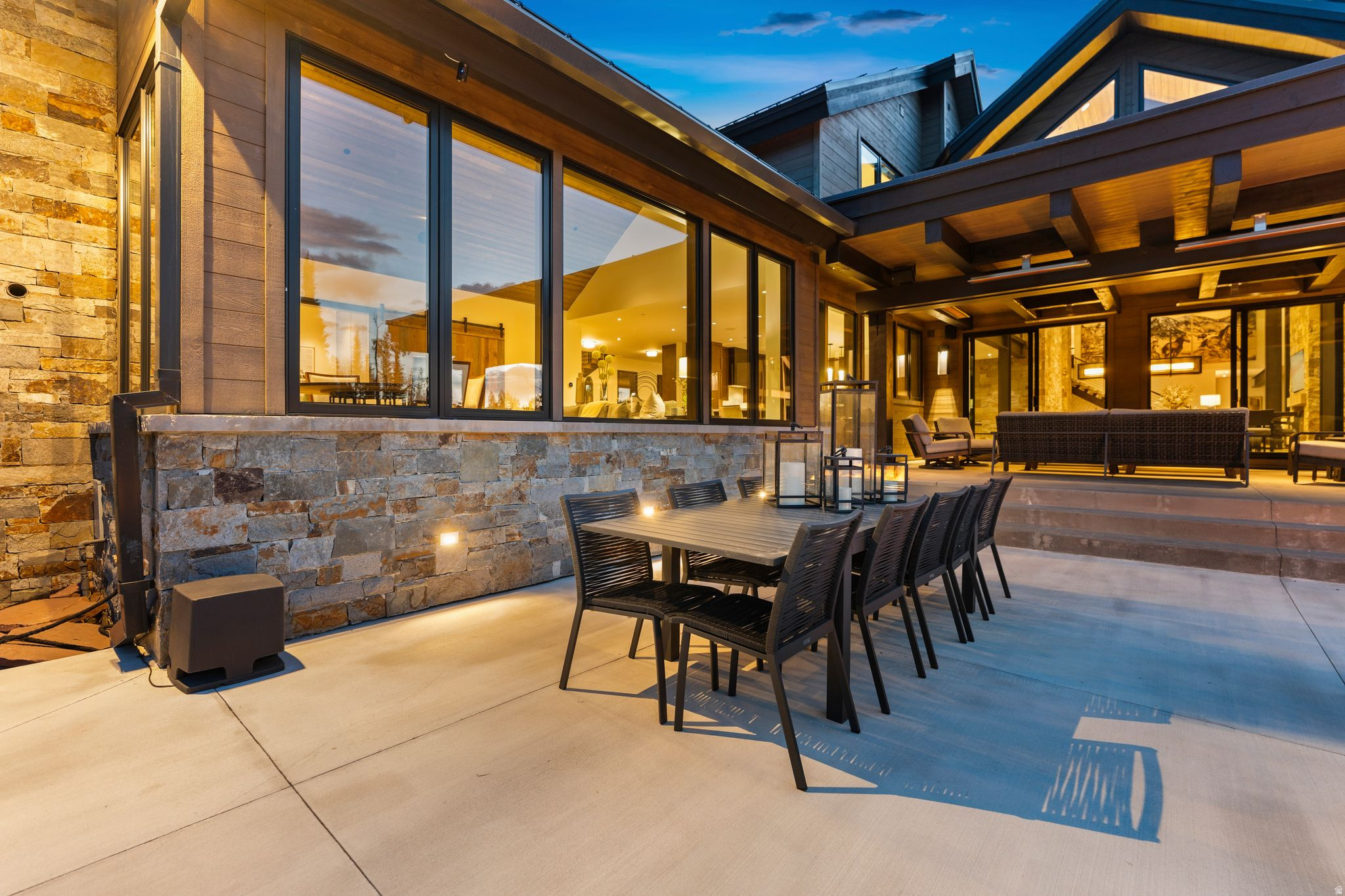 main property photo 95