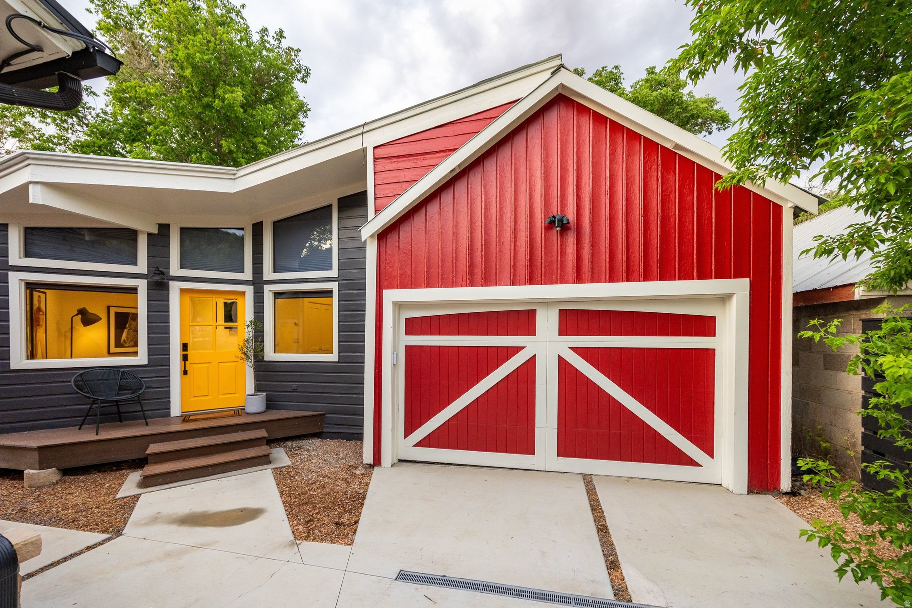 main property photo 38