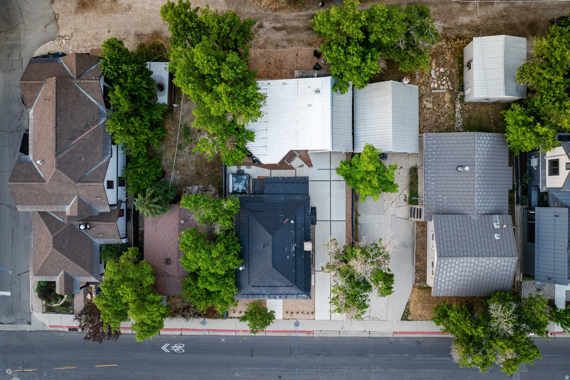 main property photo 58