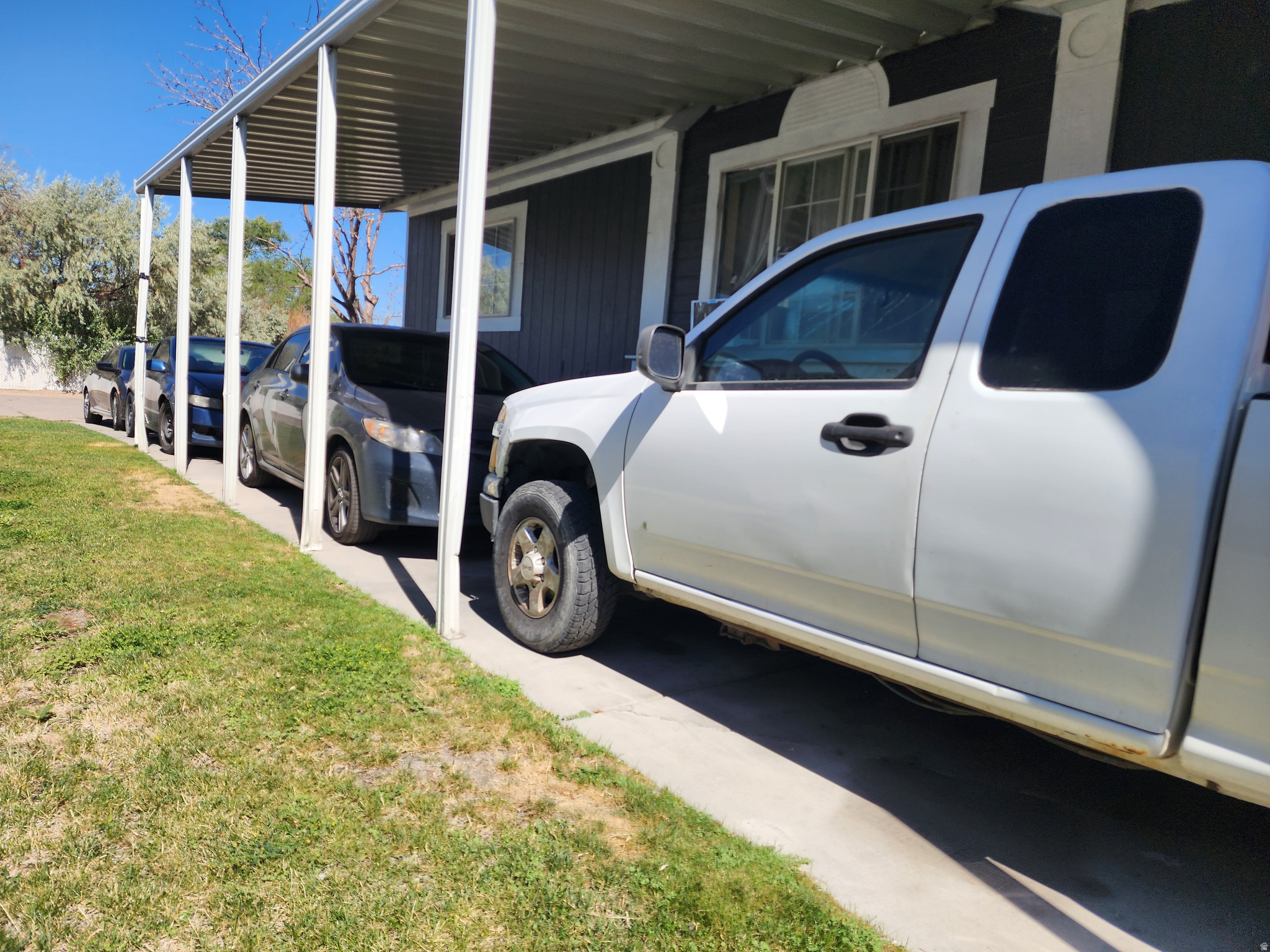 main property photo 13