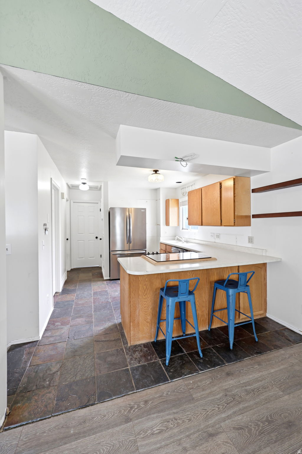 main property photo 13