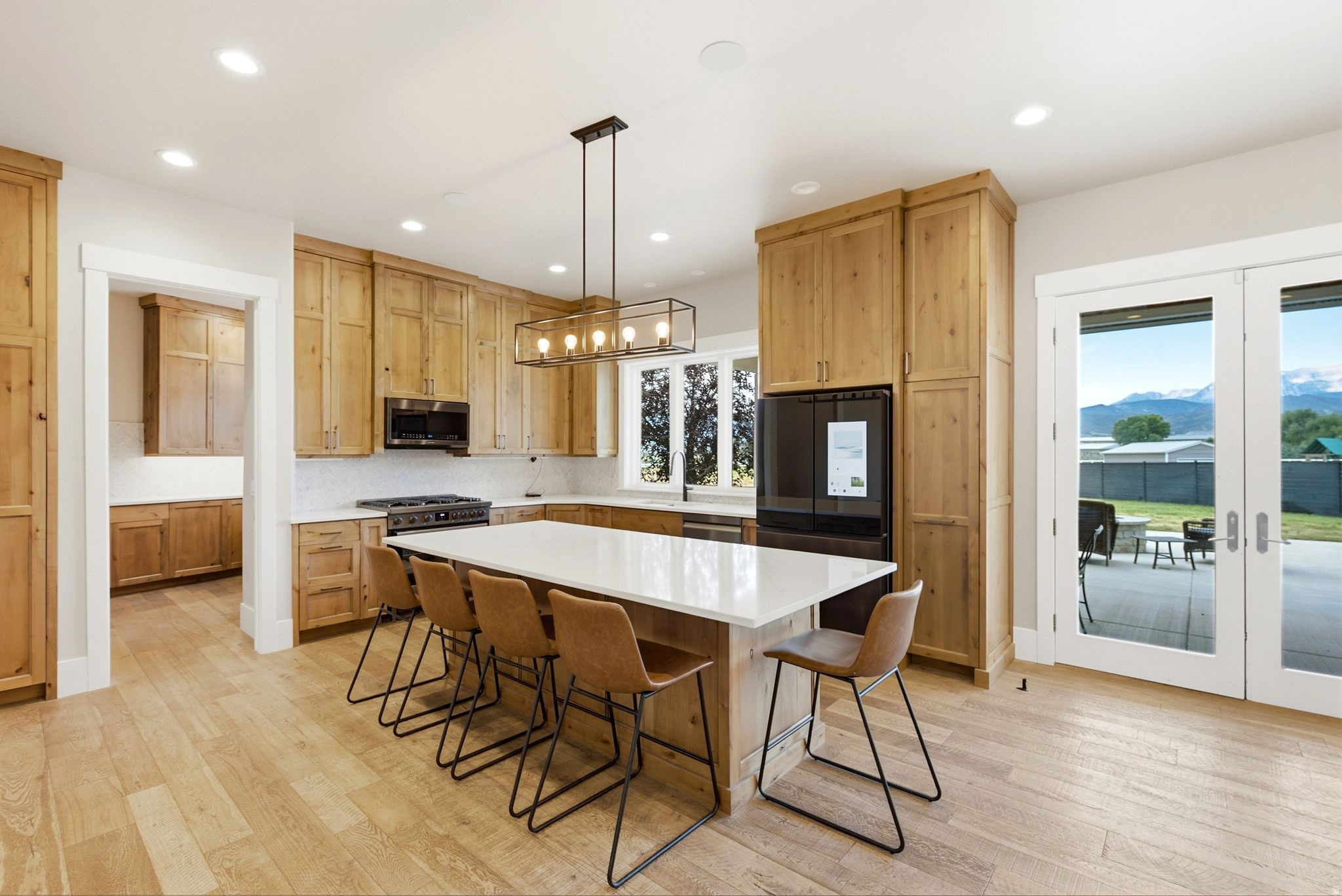 main property photo 5
