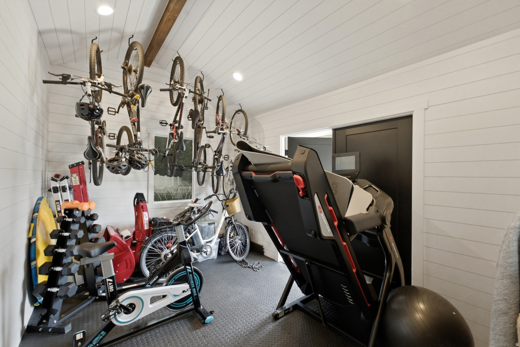 main property photo 68