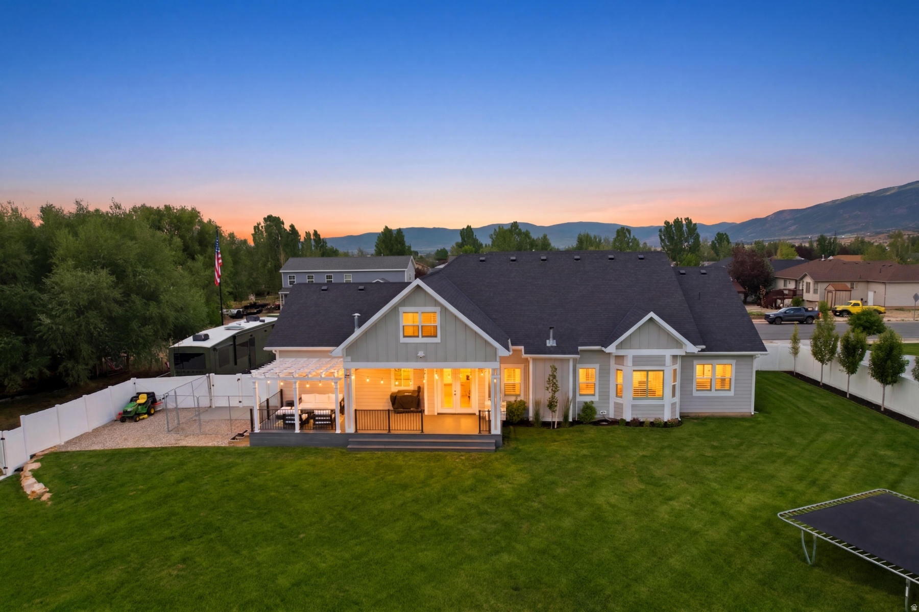 main property photo 80