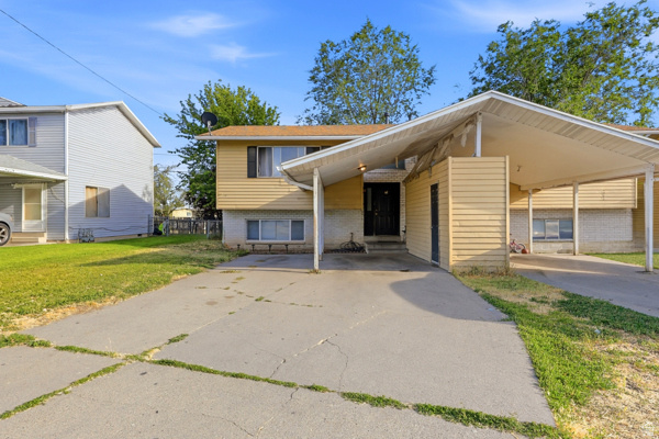 main property photo 18
