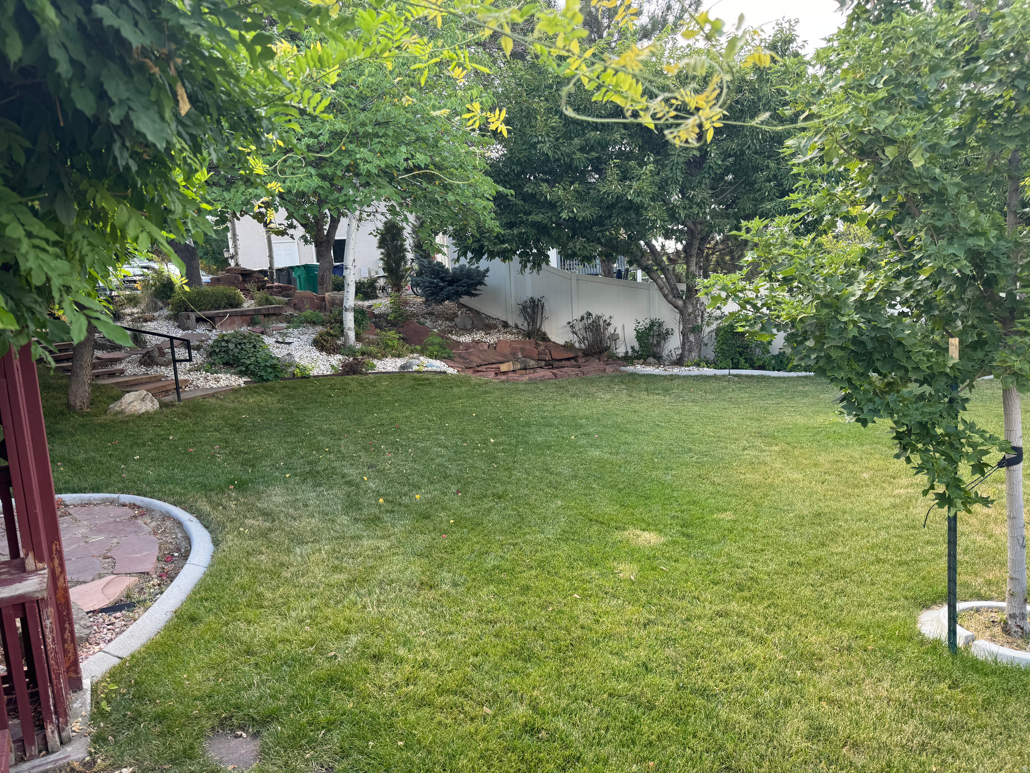 main property photo 31