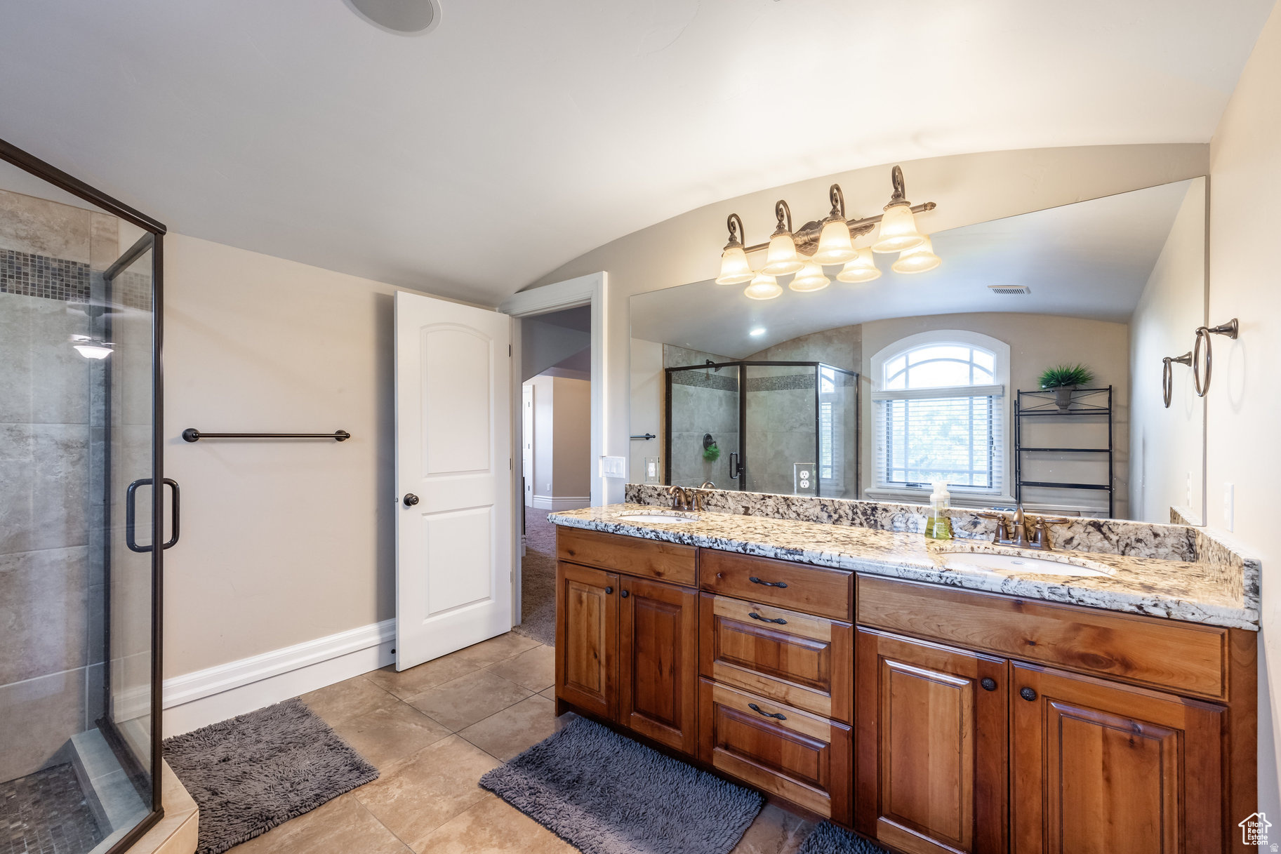 main property photo 117