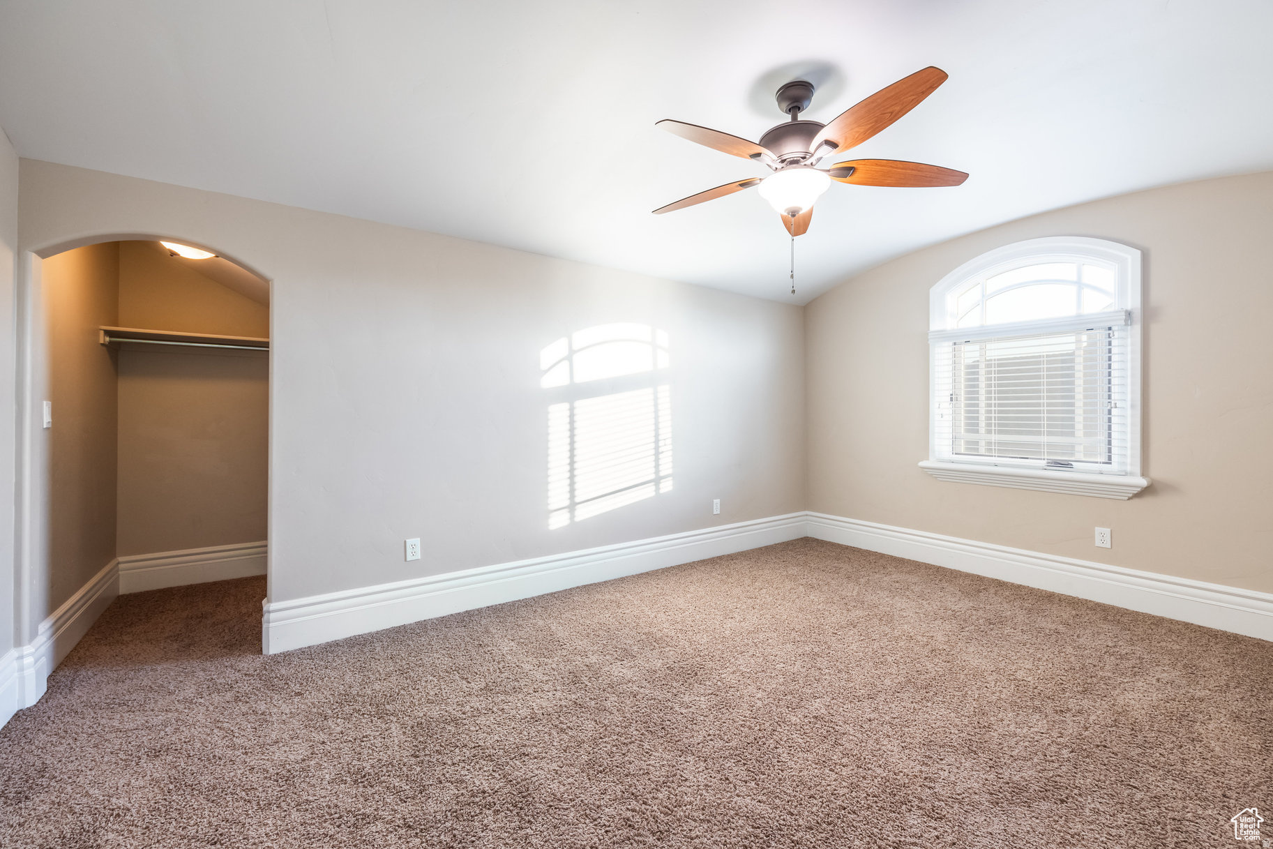 main property photo 118