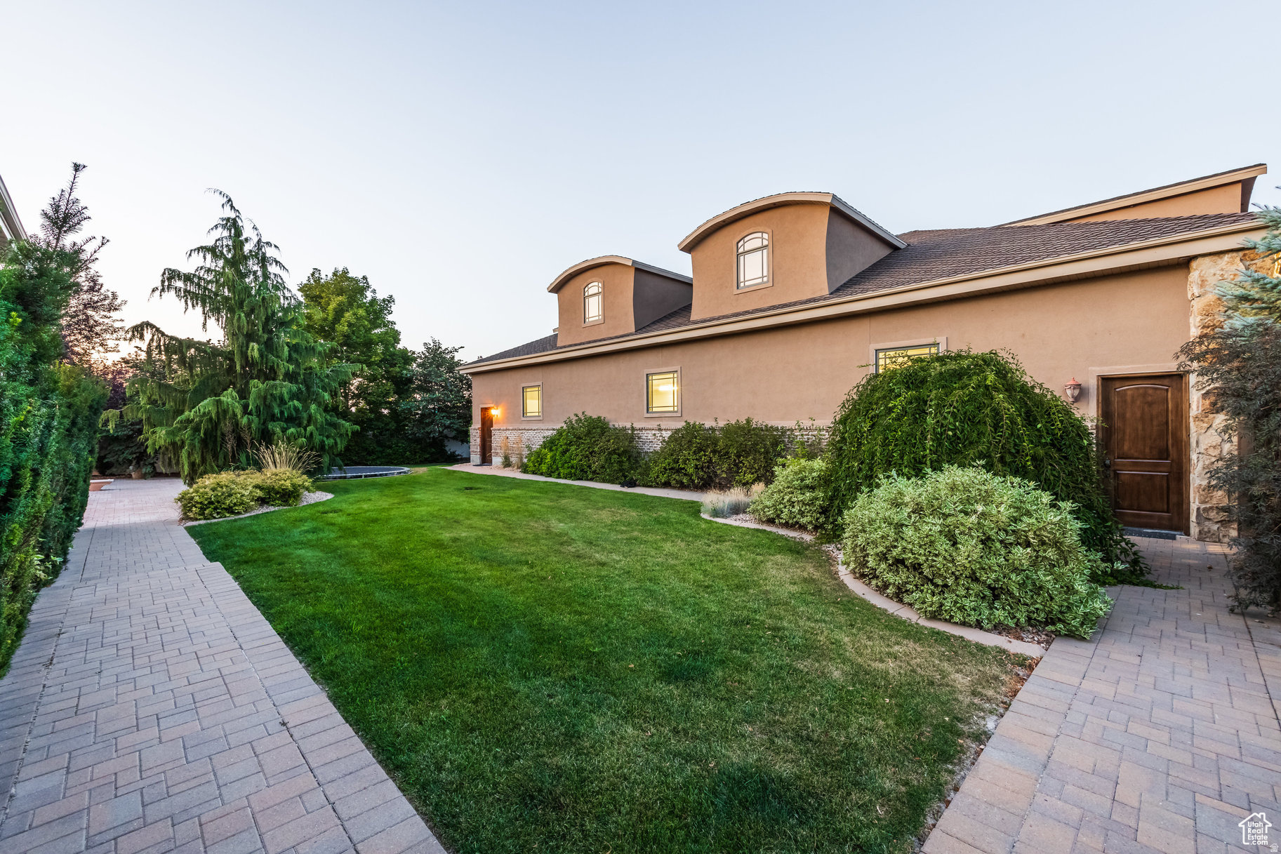 main property photo 137