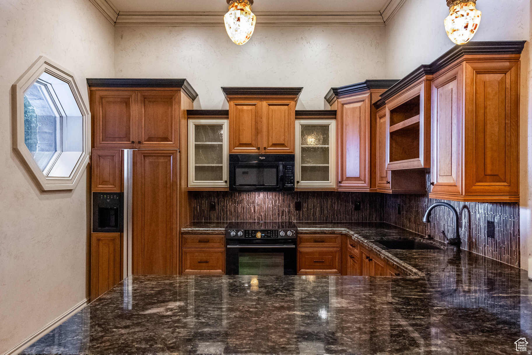 main property photo 76