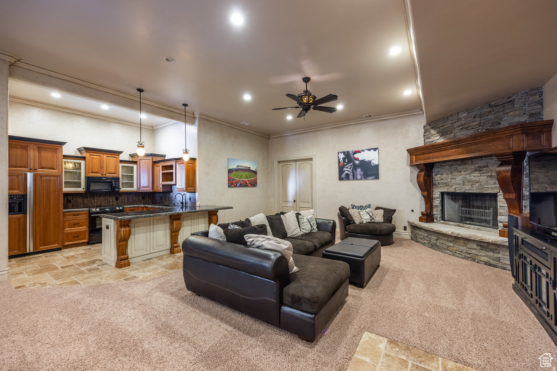 main property photo 78