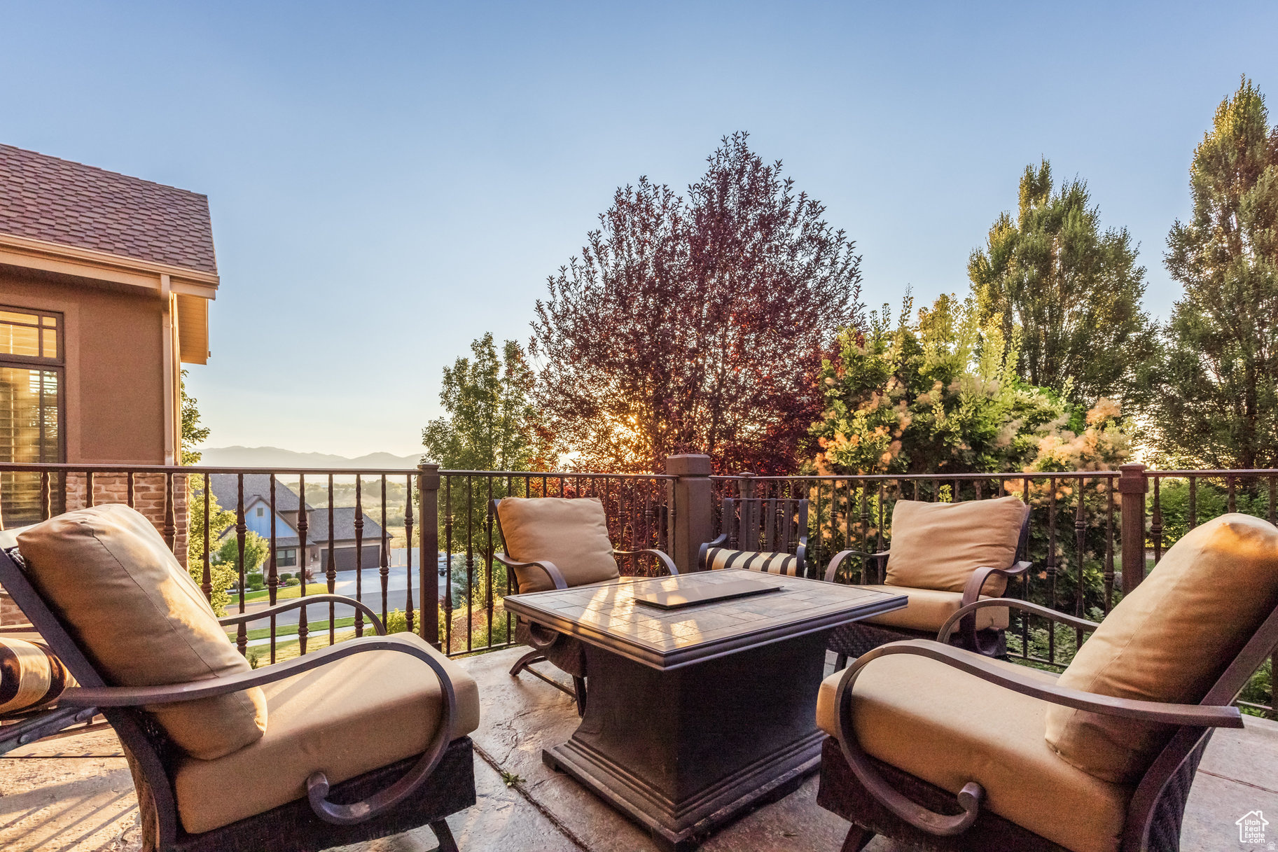 main property photo 93