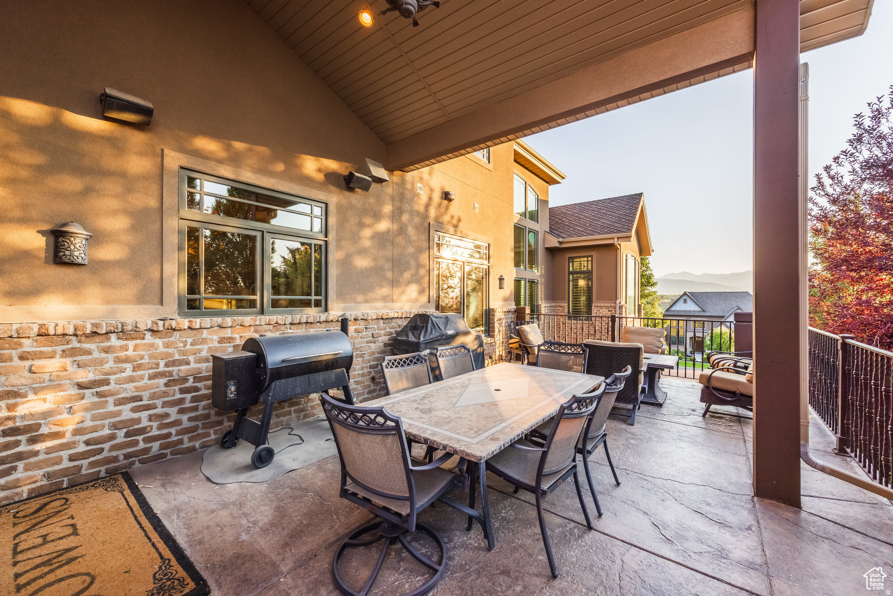 main property photo 95