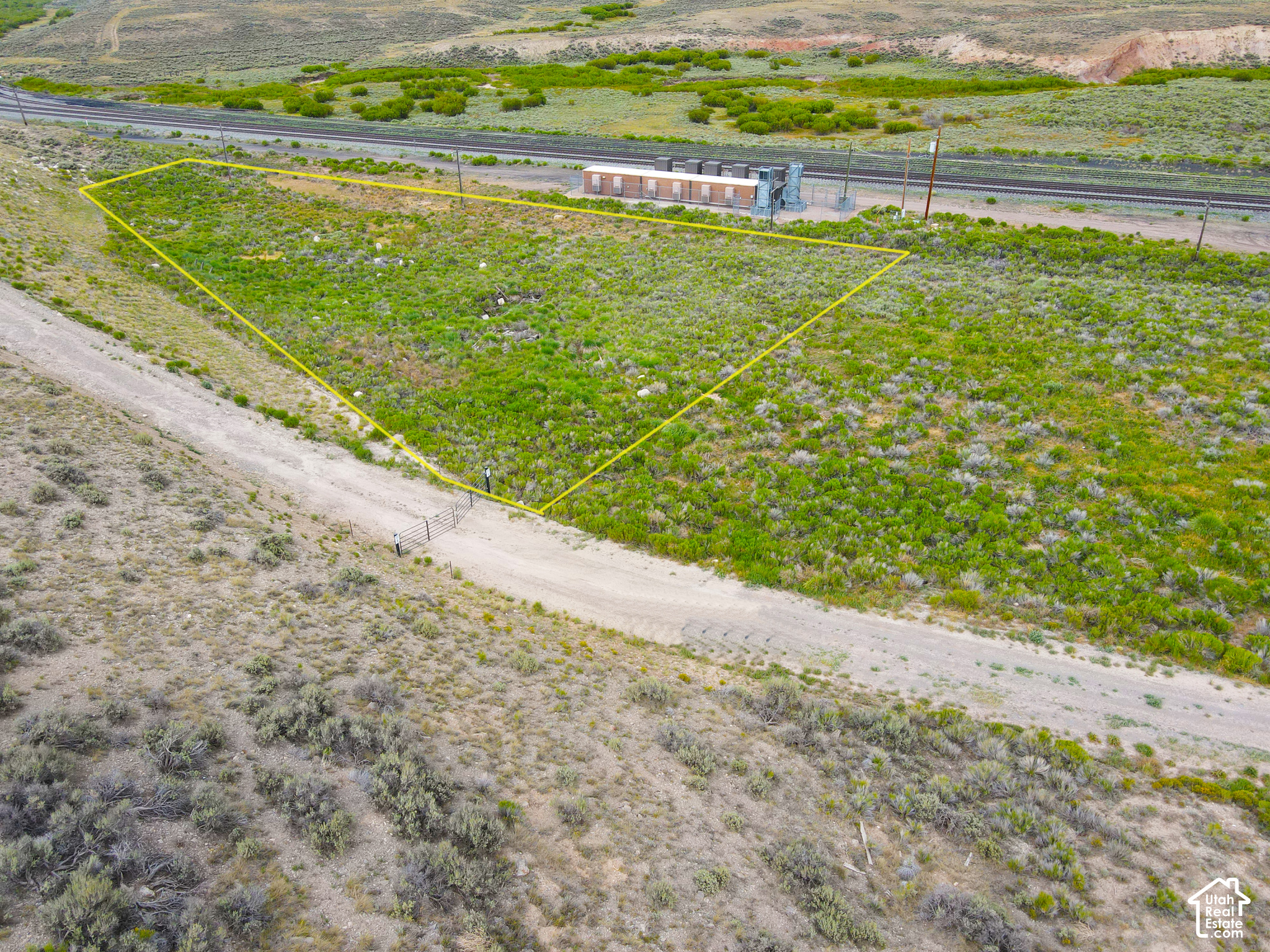 main property photo 11