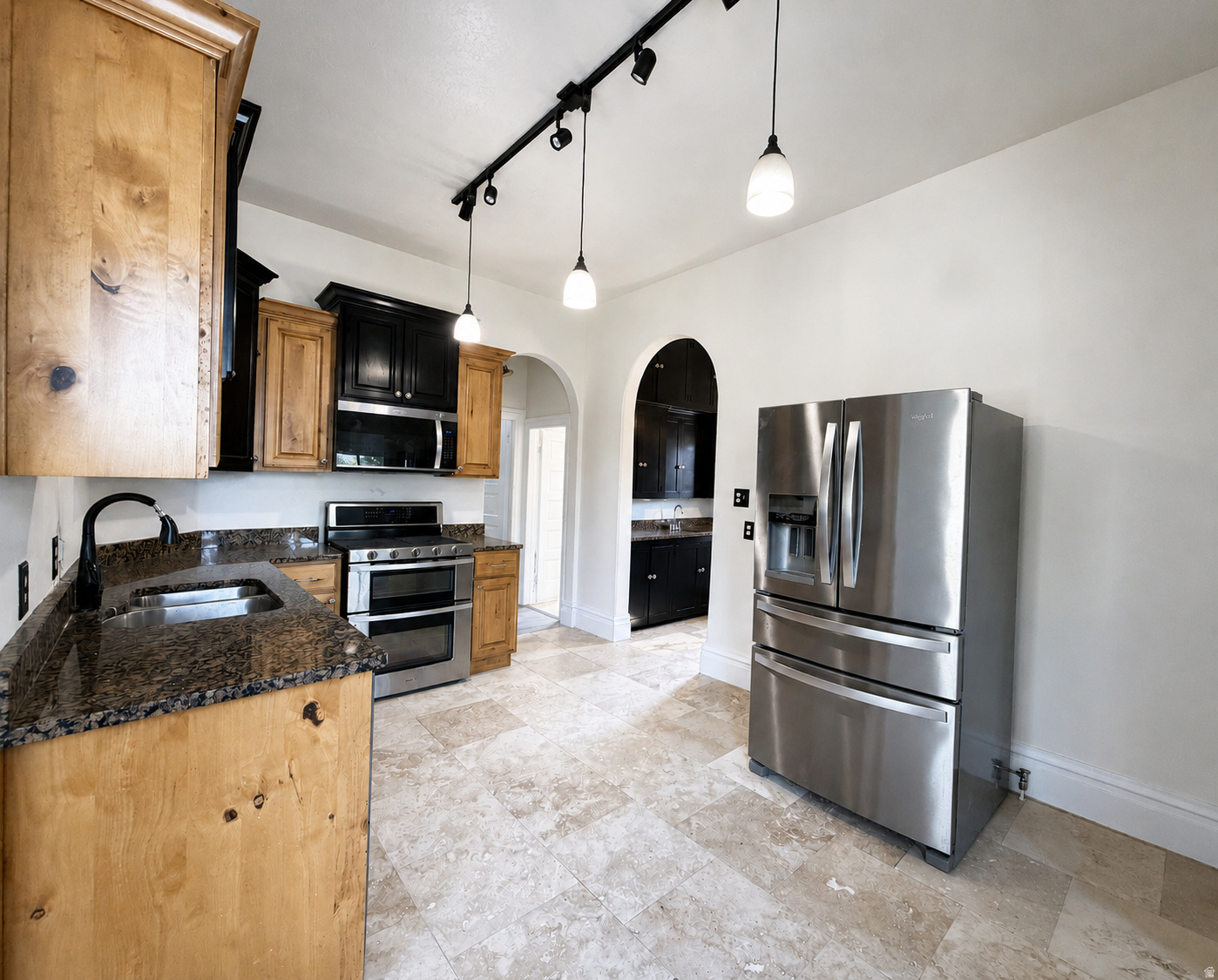 main property photo 14