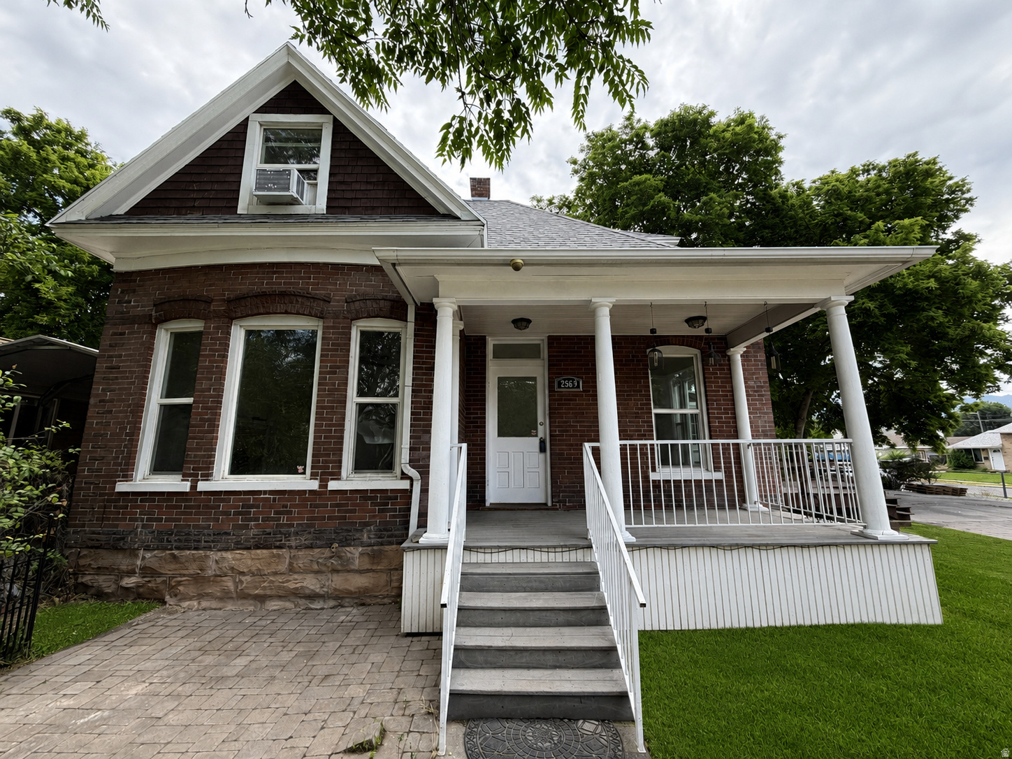 main property photo 2