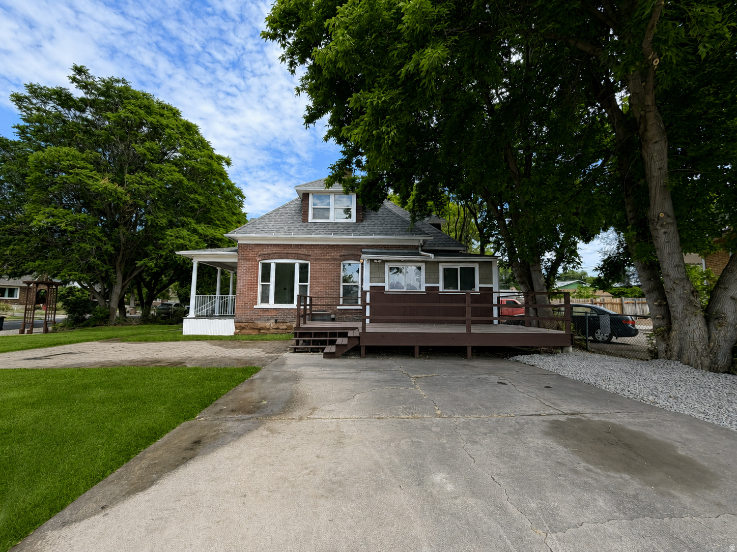 main property photo 4