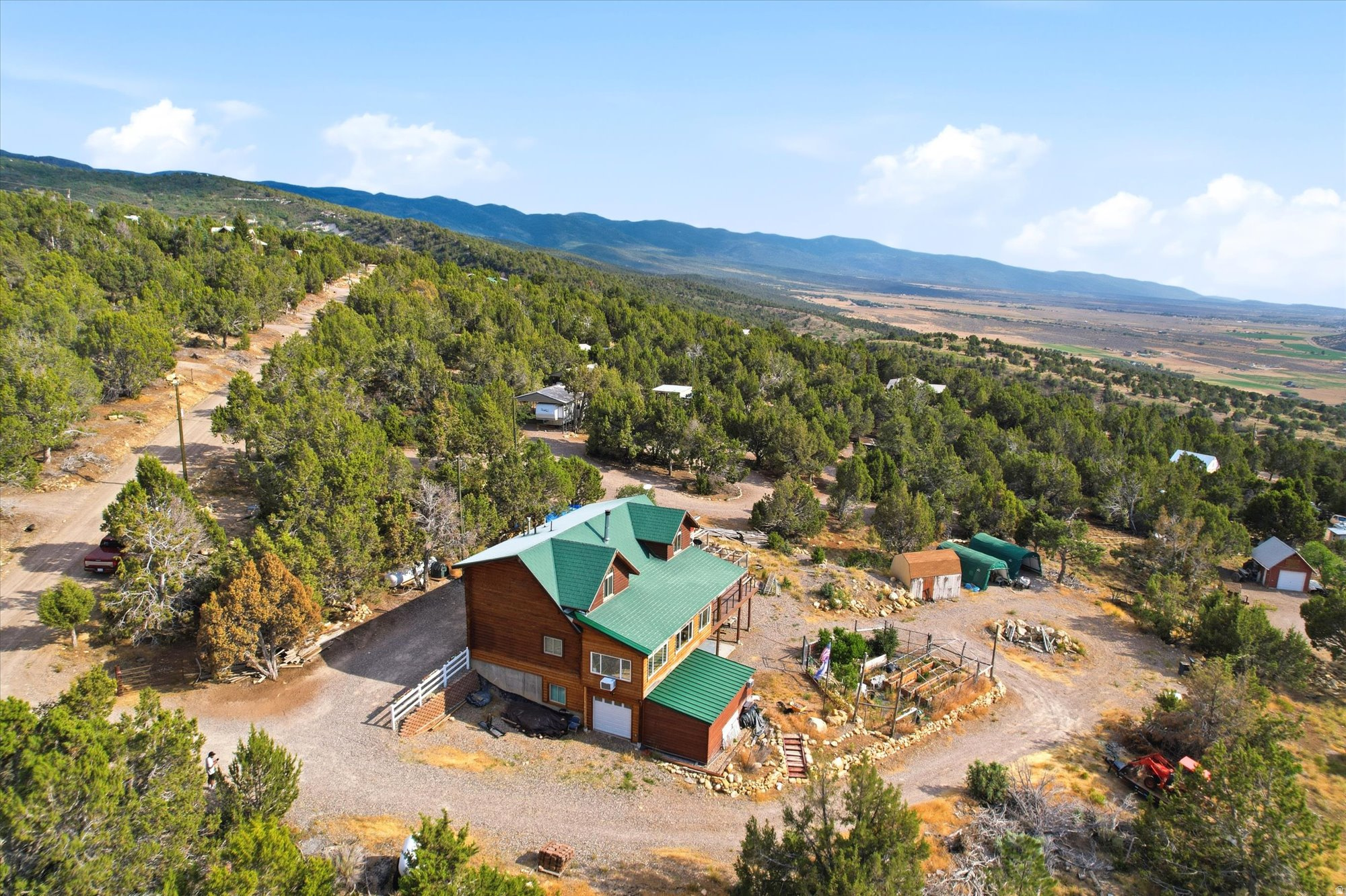 main property photo 4