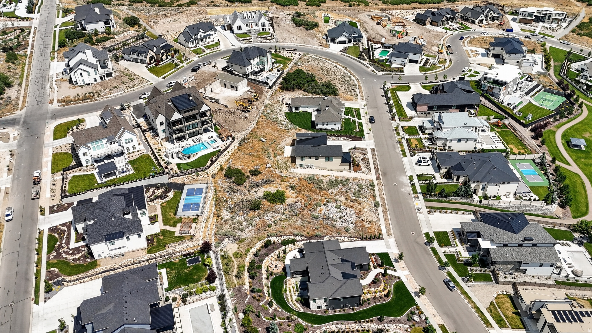 main property photo 8