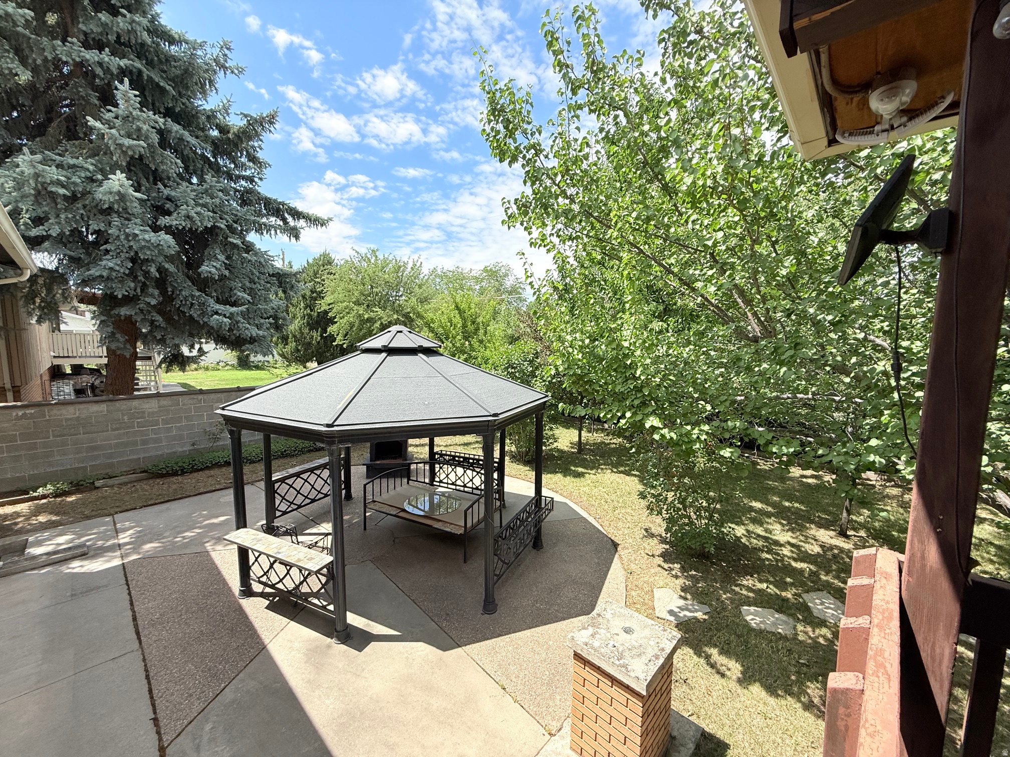 main property photo 43