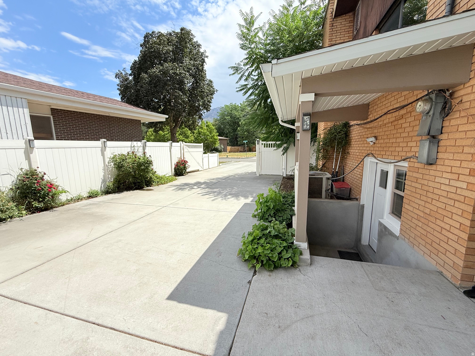 main property photo 51