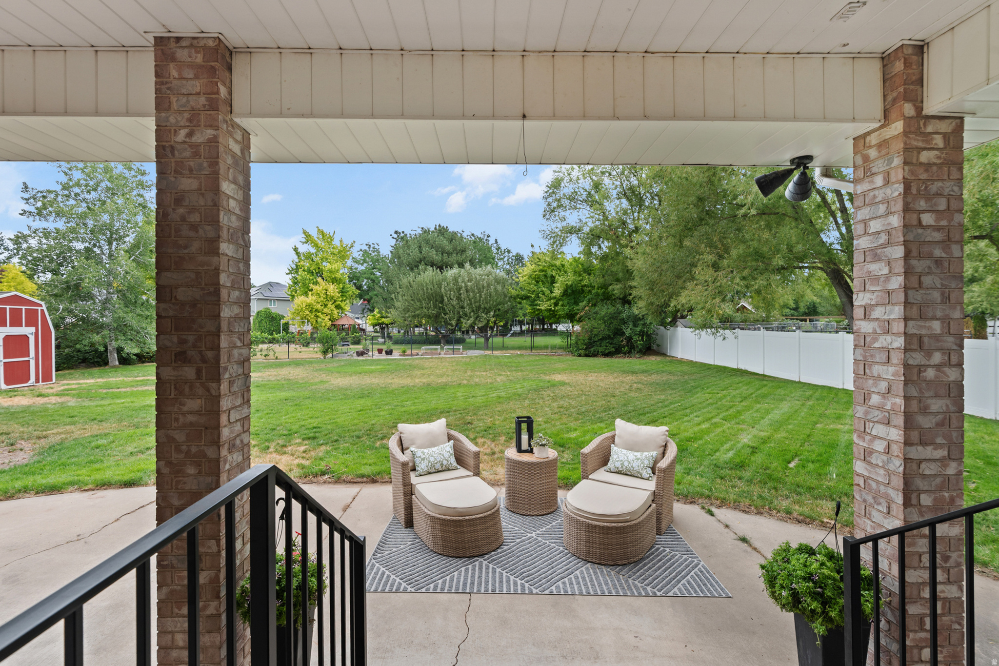 main property photo 42