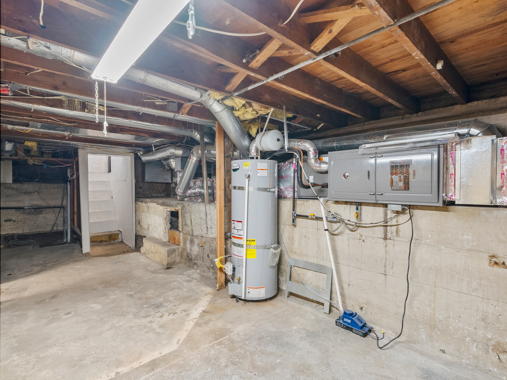 main property photo 19