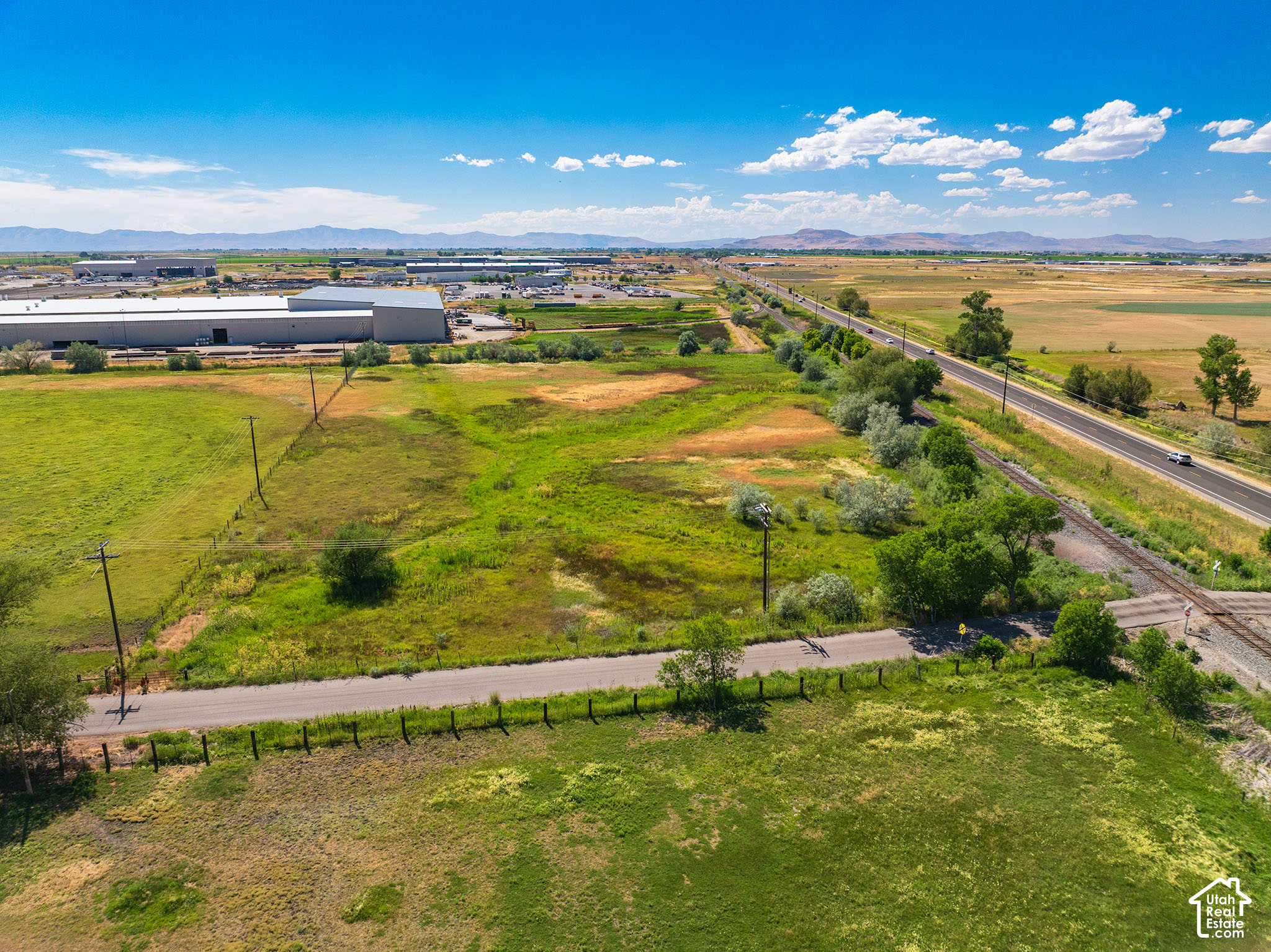 main property photo 12