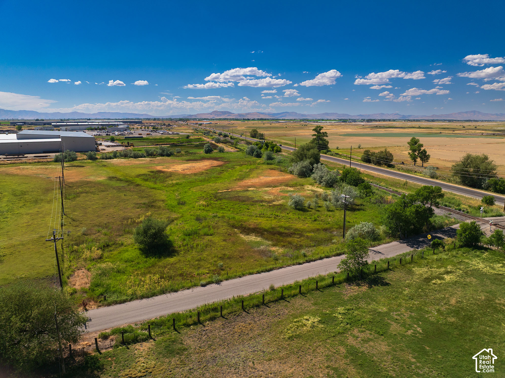 main property photo 14